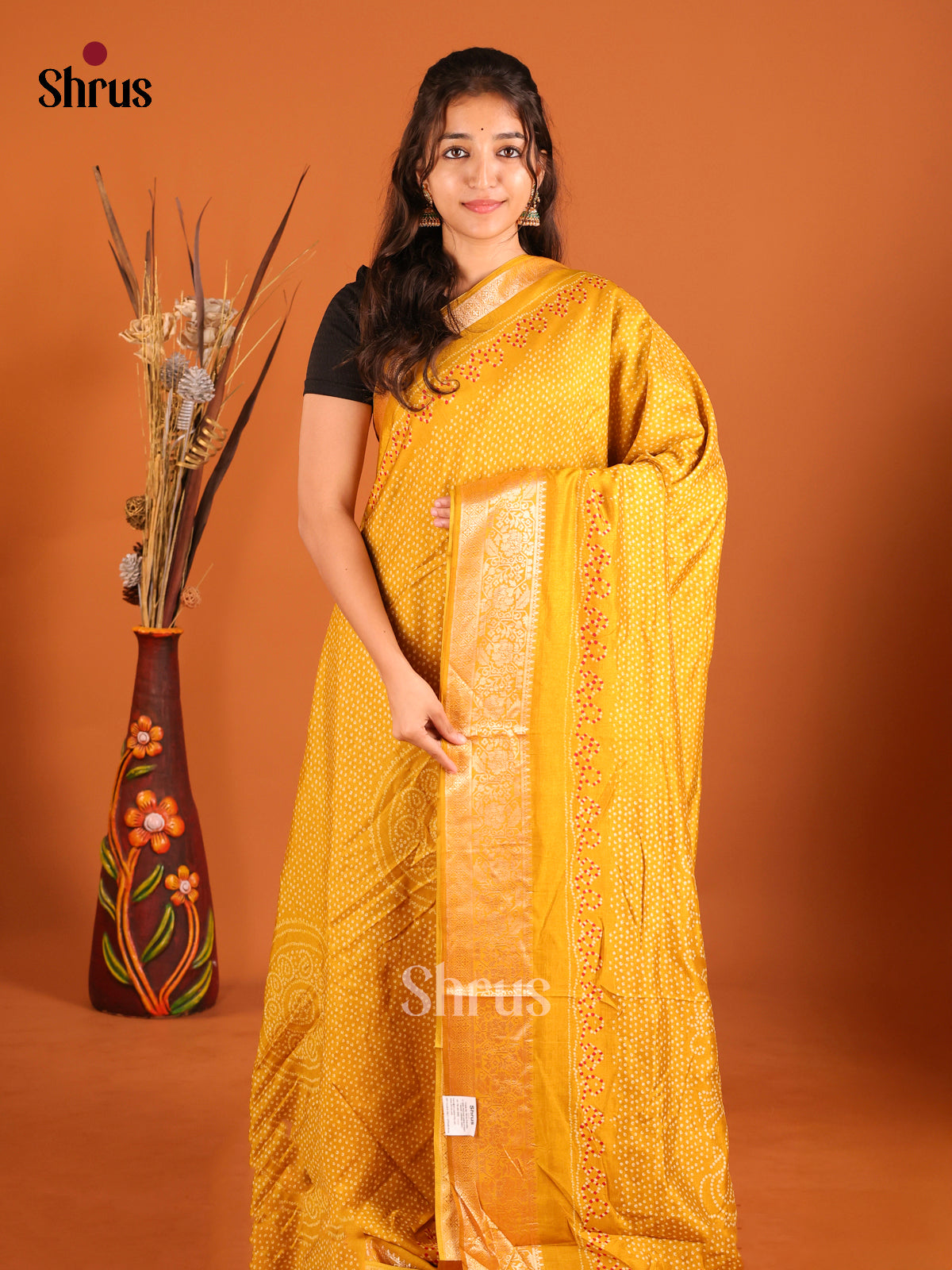 DIS06148 - Bandhini Saree - Shop on Shrus.com
