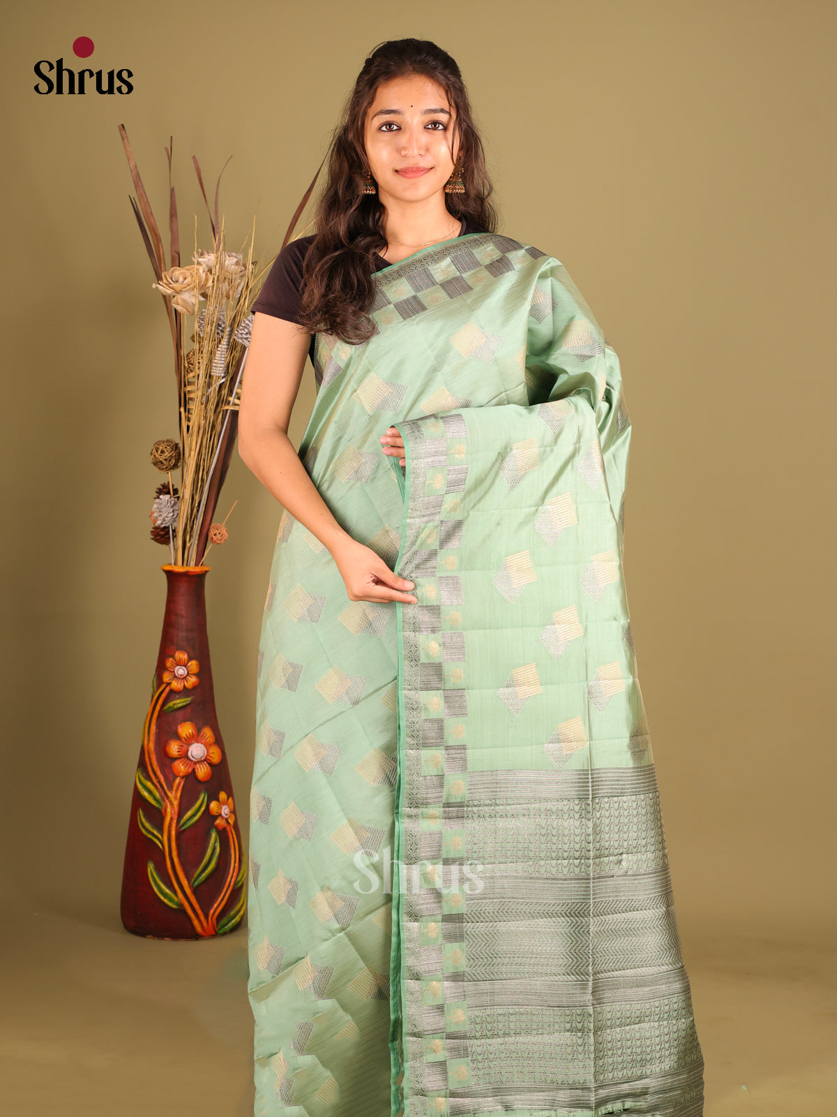 DIS07031 - Semi Rawsilk Saree