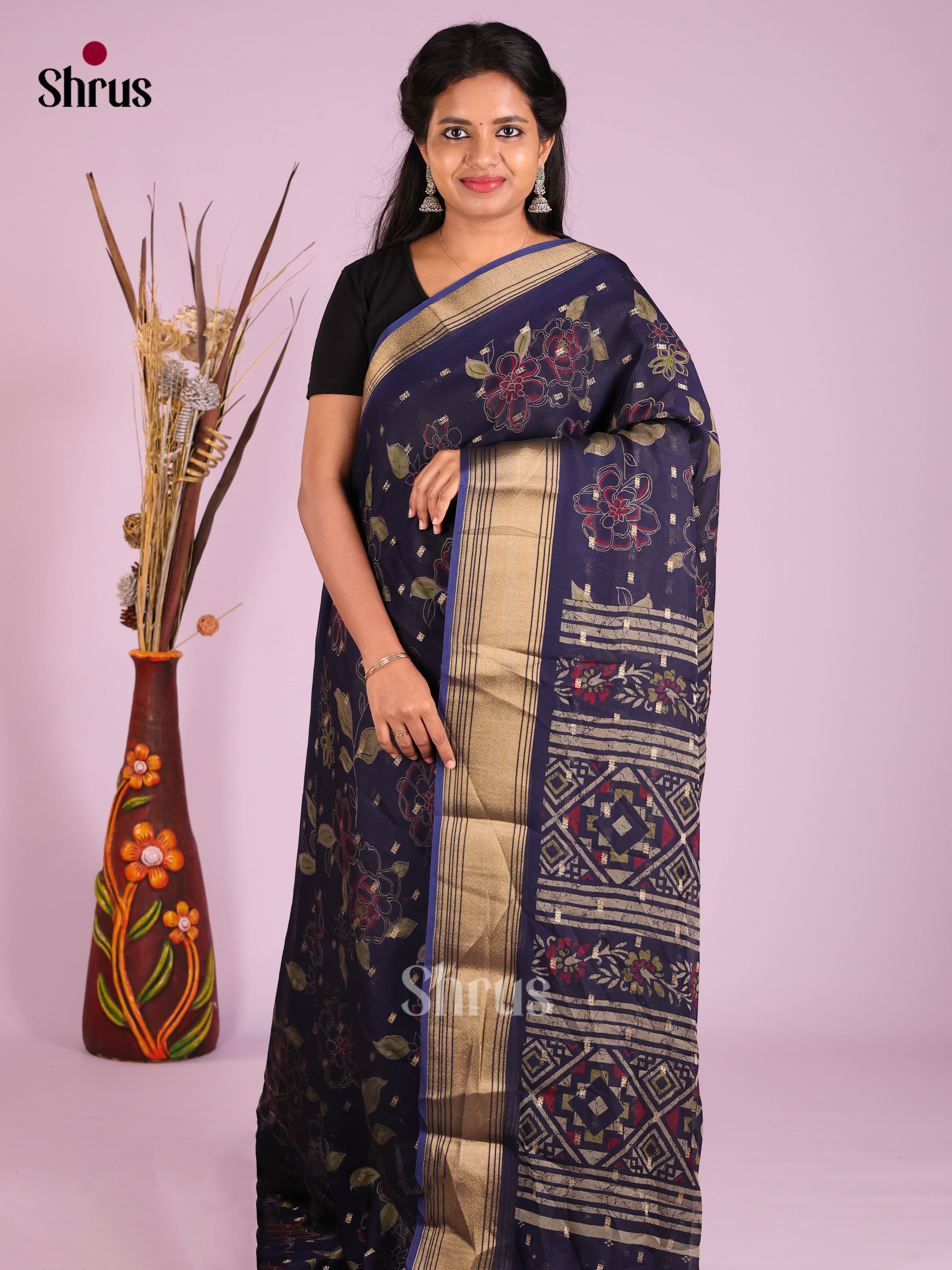 DIS07300 - Semi Georgette Saree