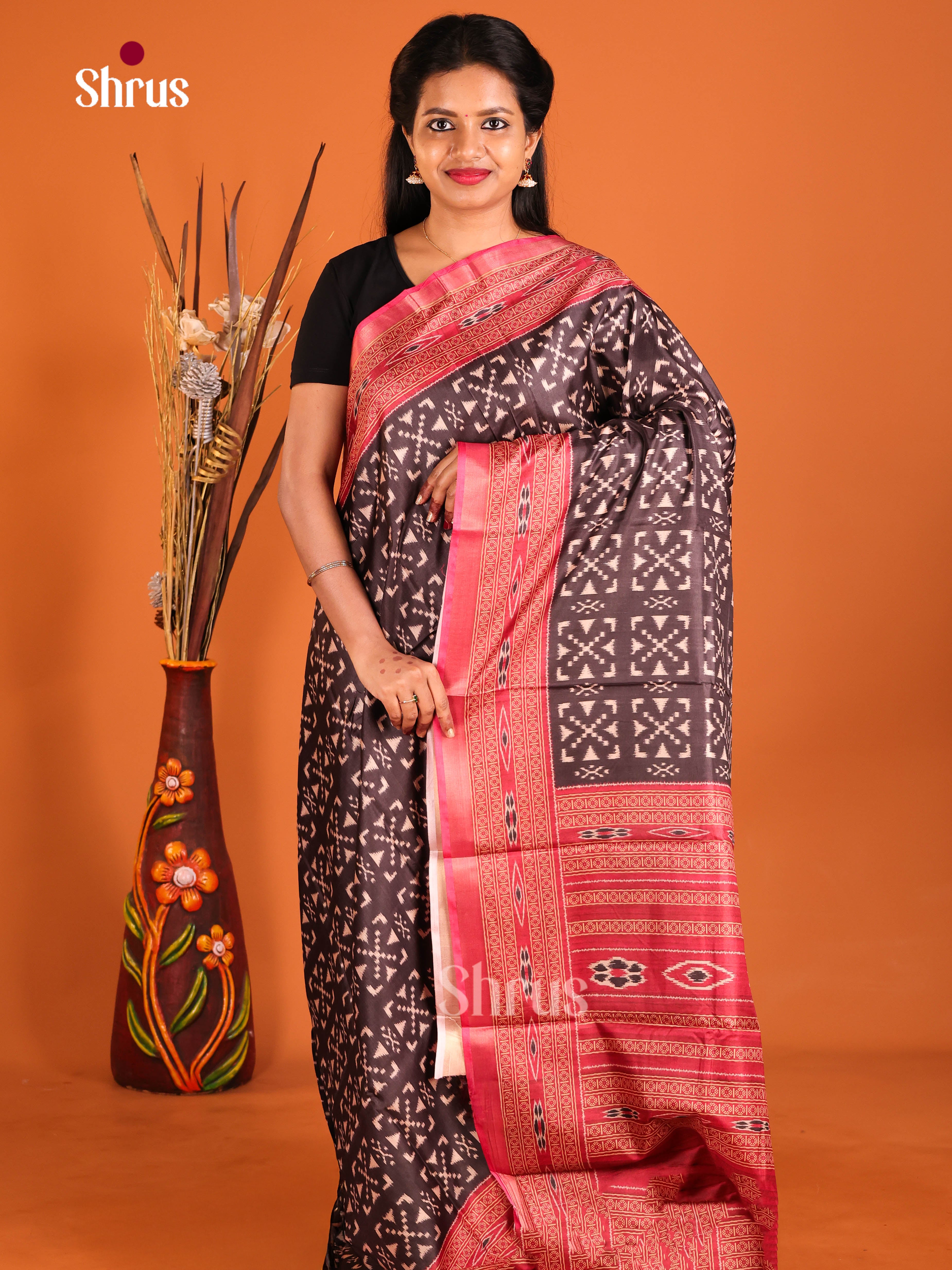 Brown & Red - Semi Crepe Saree