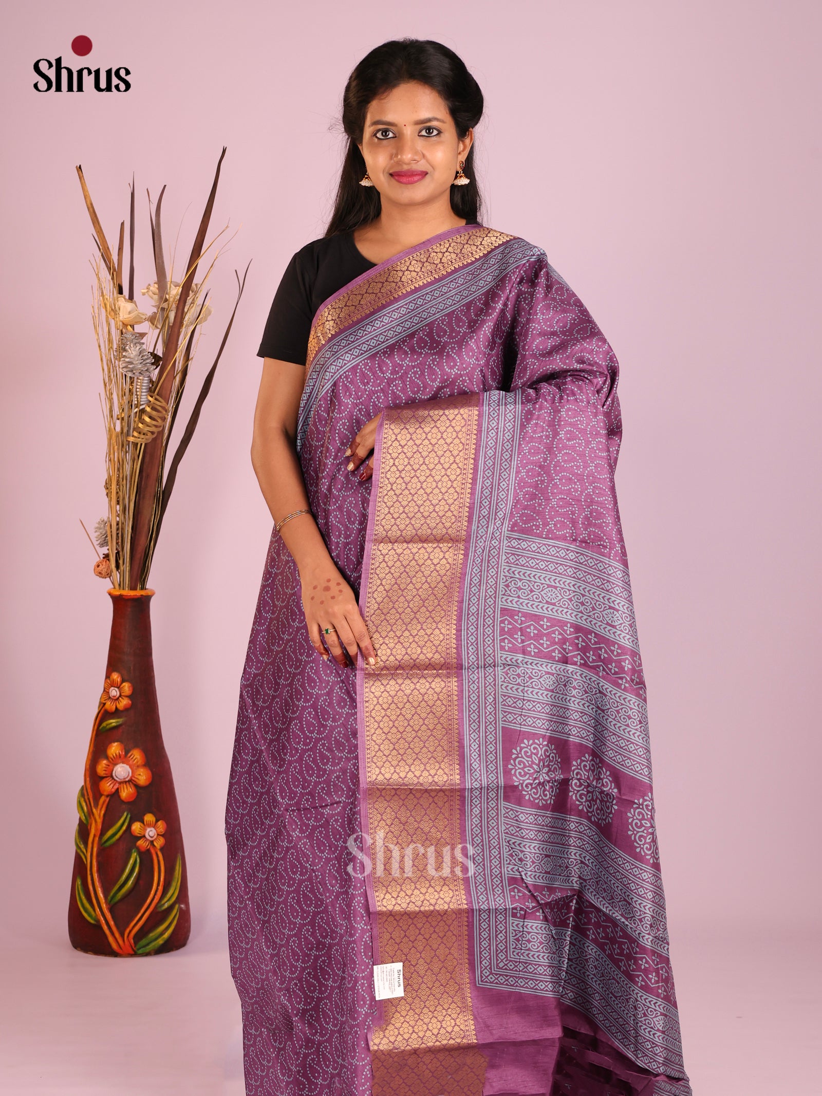 DIS08265 - Semi Crepe Saree - Shop on Shrus.com