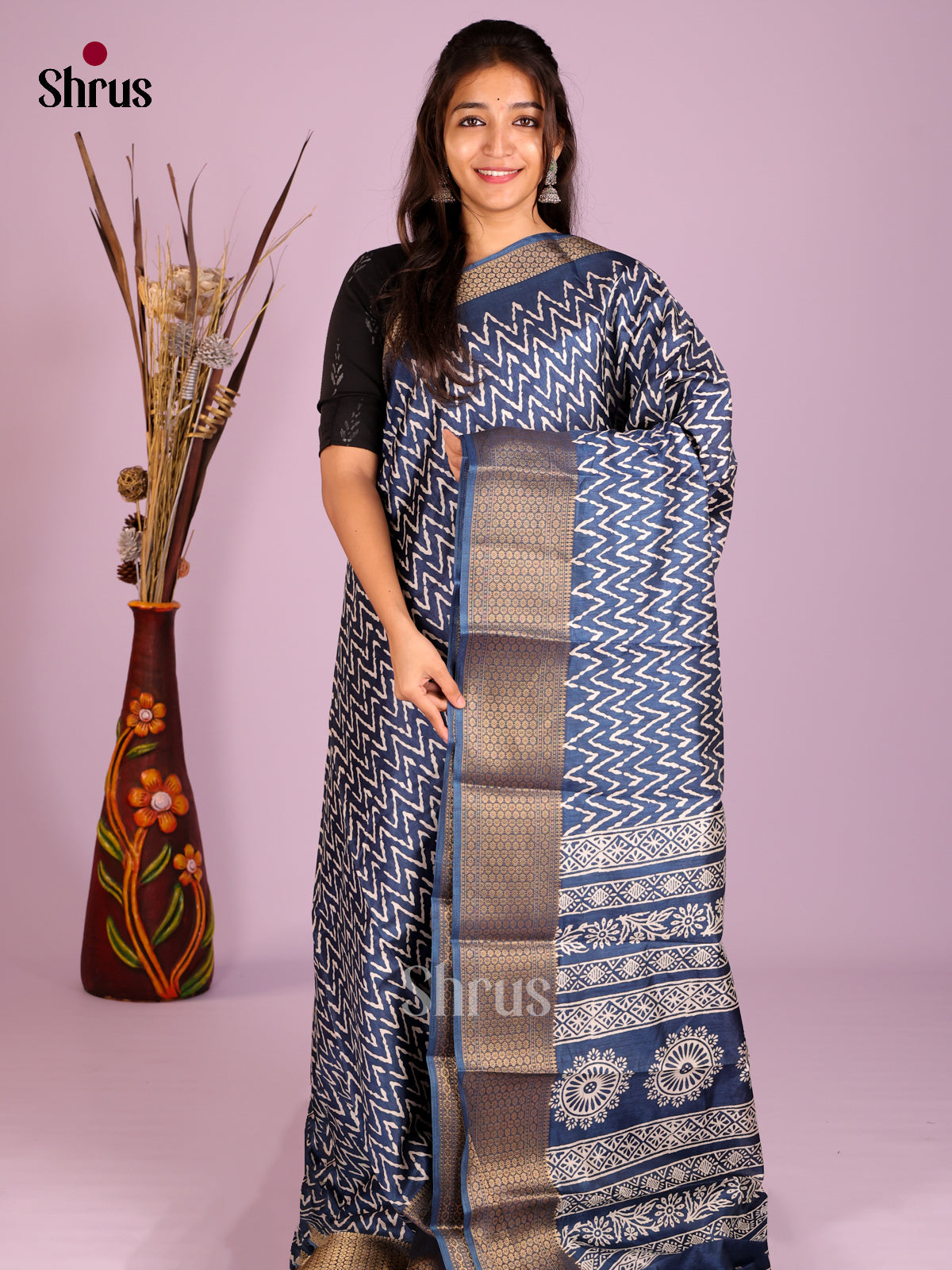 DIS08282 - Semi Crepe Saree - Shop on Shrus.com