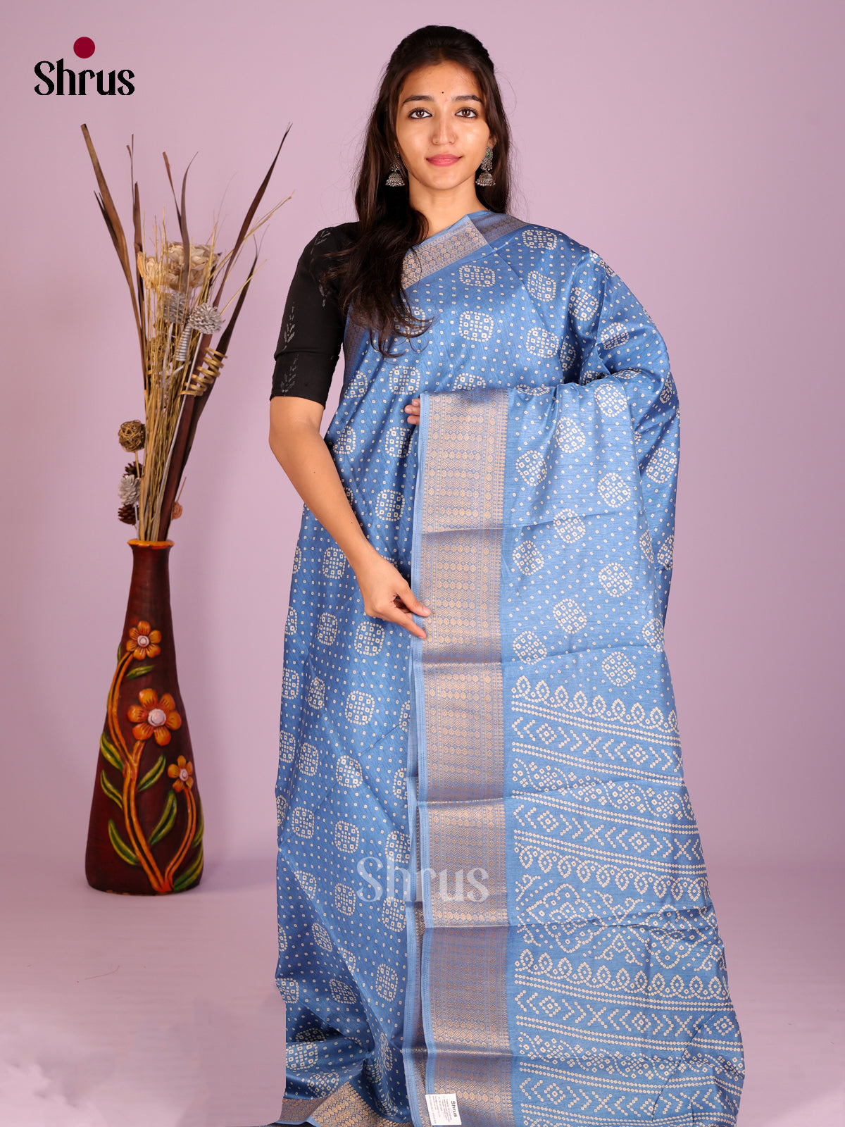 DIS08305 - Semi Crepe Saree - Shop on Shrus.com