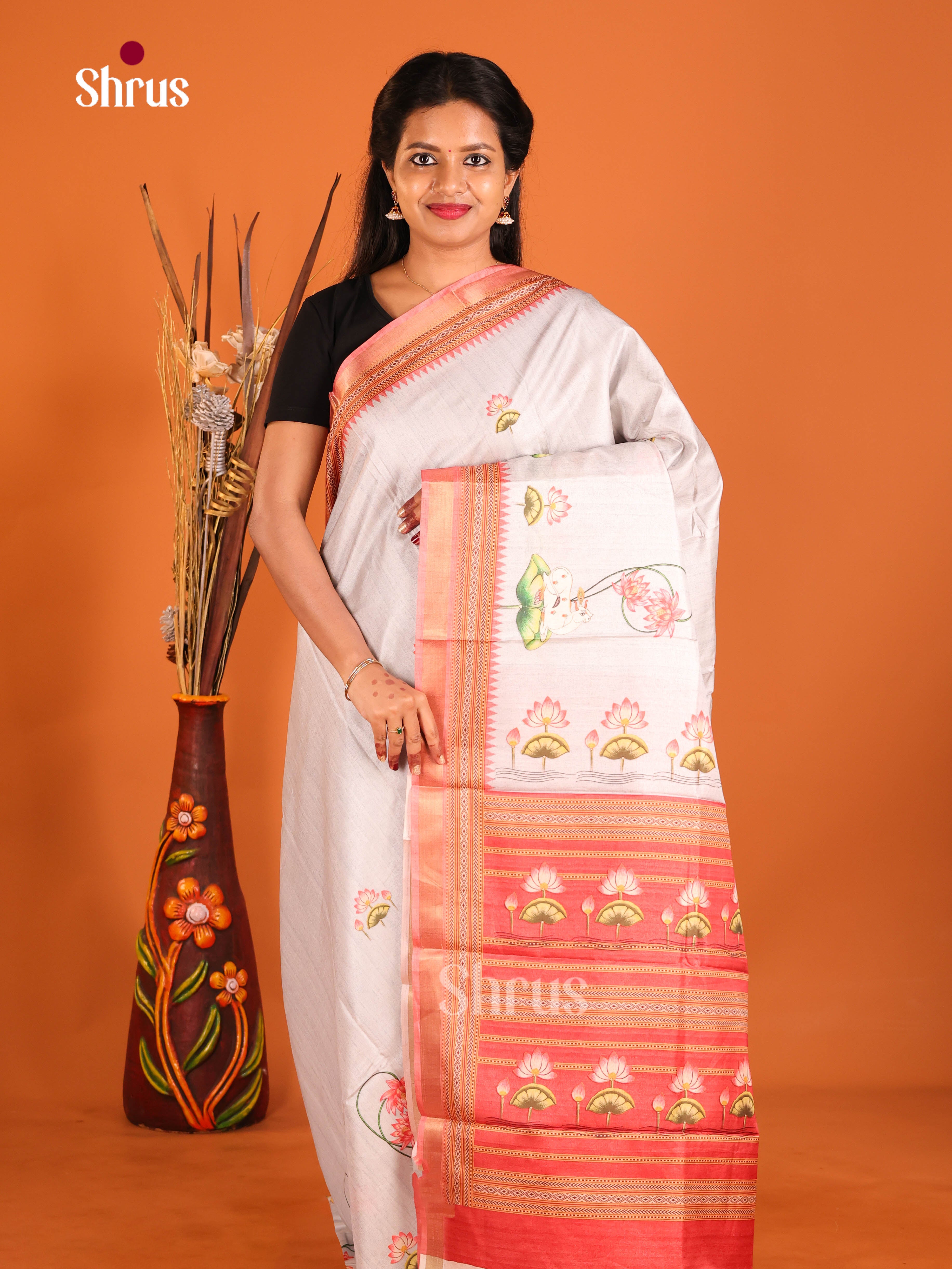 Cream & Pink - Art Modal Saree