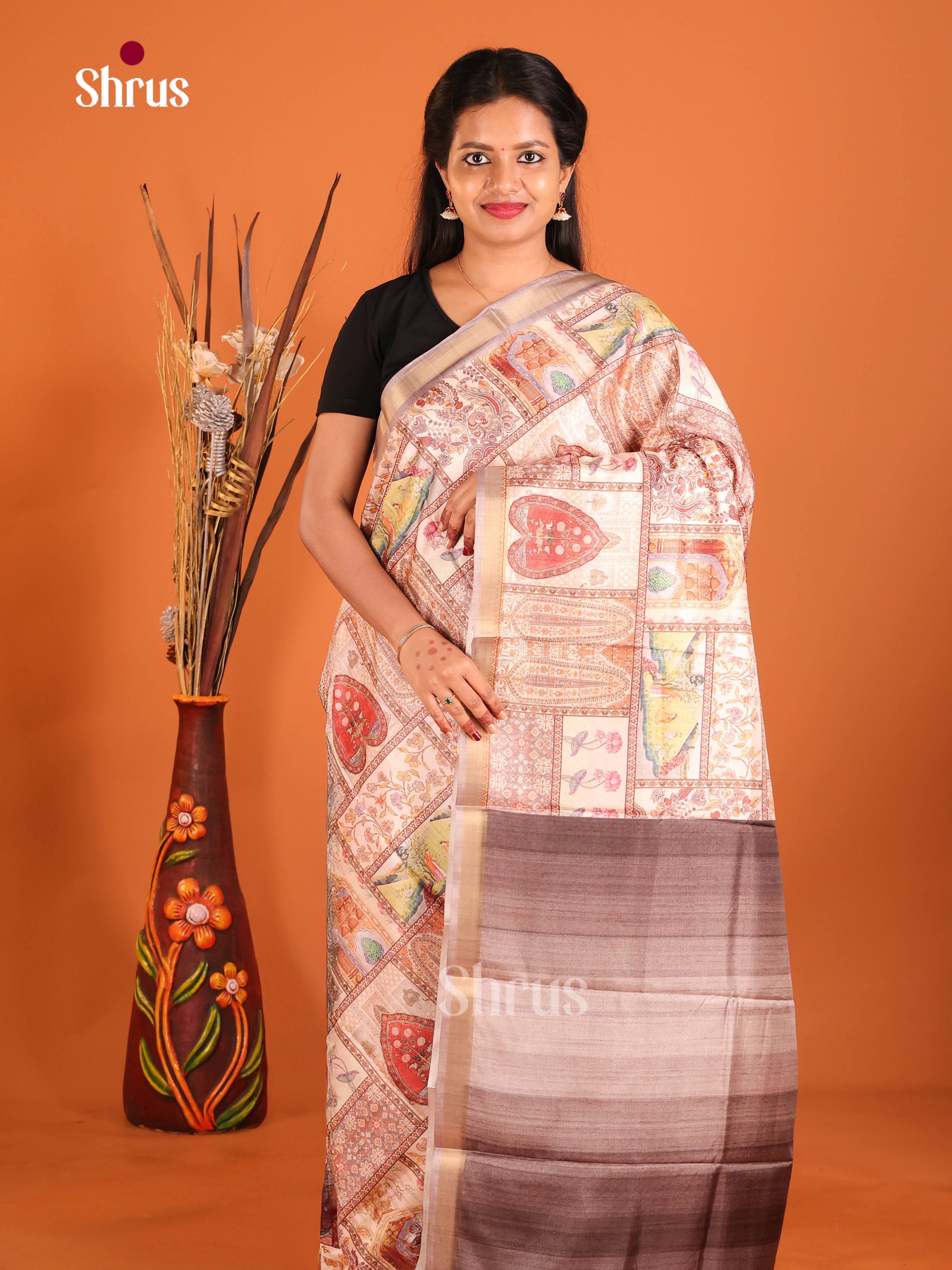Cream & Grey - Art Modal Saree