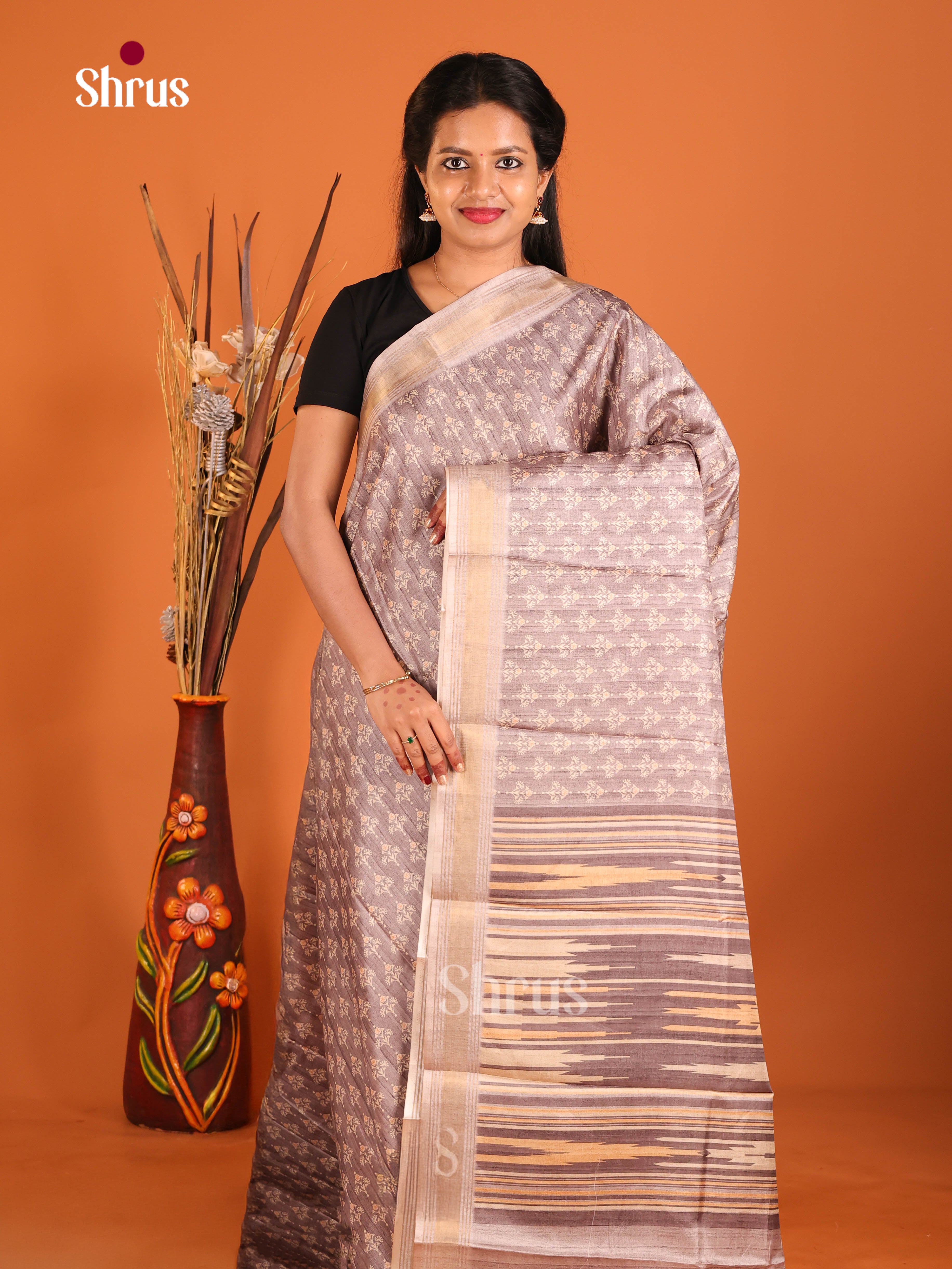 Grey - Art Modal Saree - Shop on Shrus.com