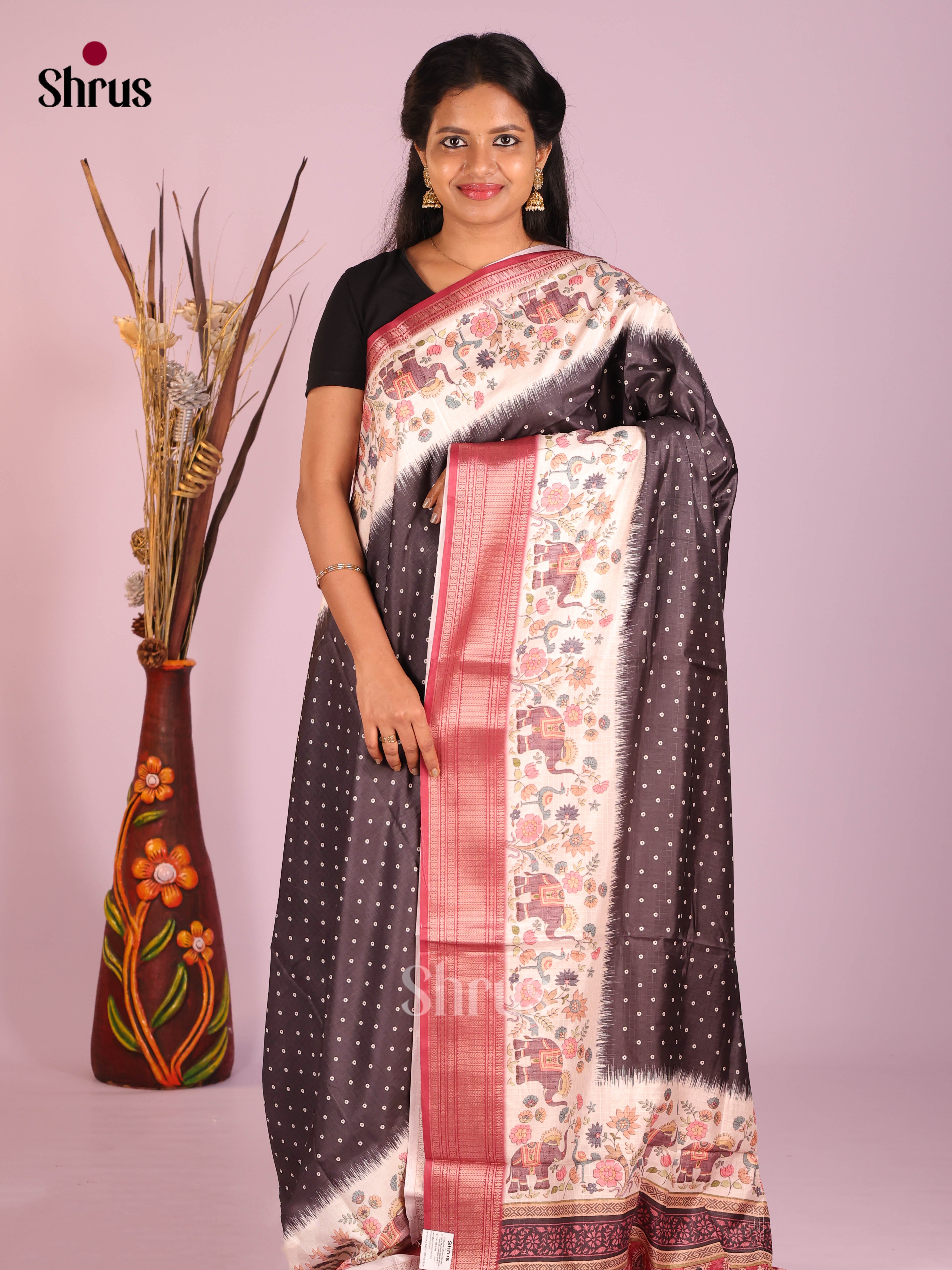 DIS09365 - Semi Dola silk Saree - Shop on Shrus.com