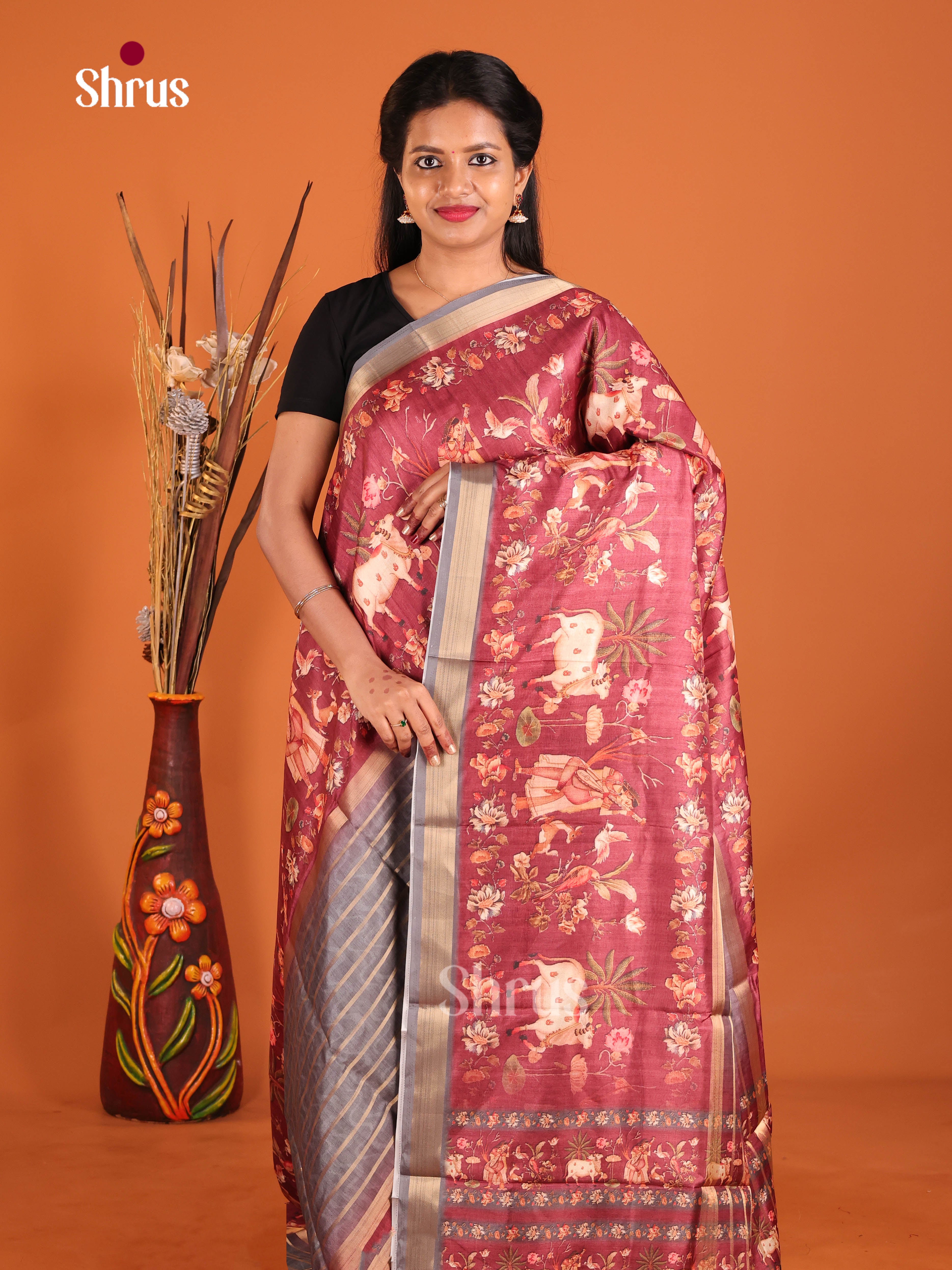 Grey & Maroon - Semi matka Saree