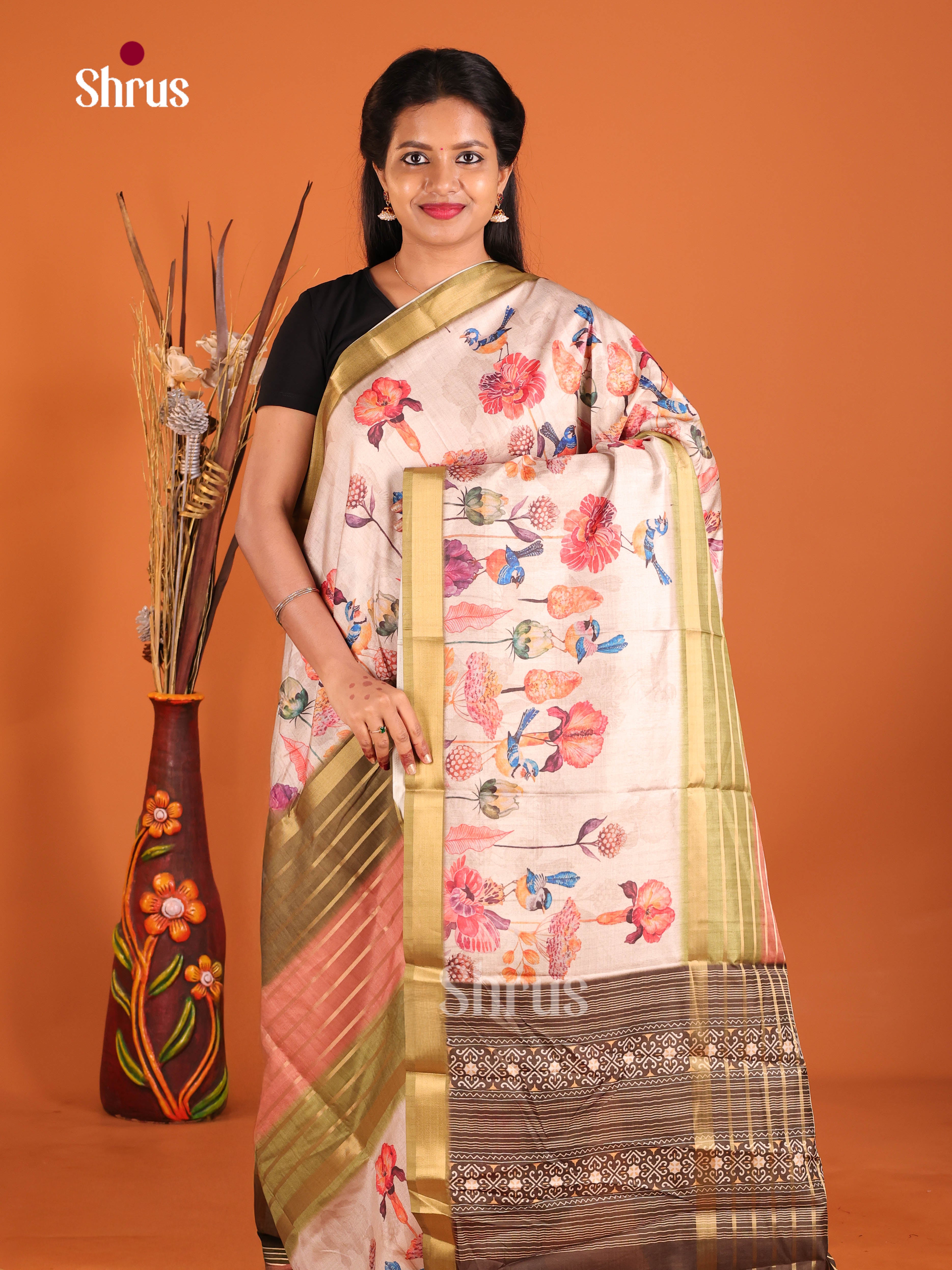 Peach & Cream - Semi matka Saree