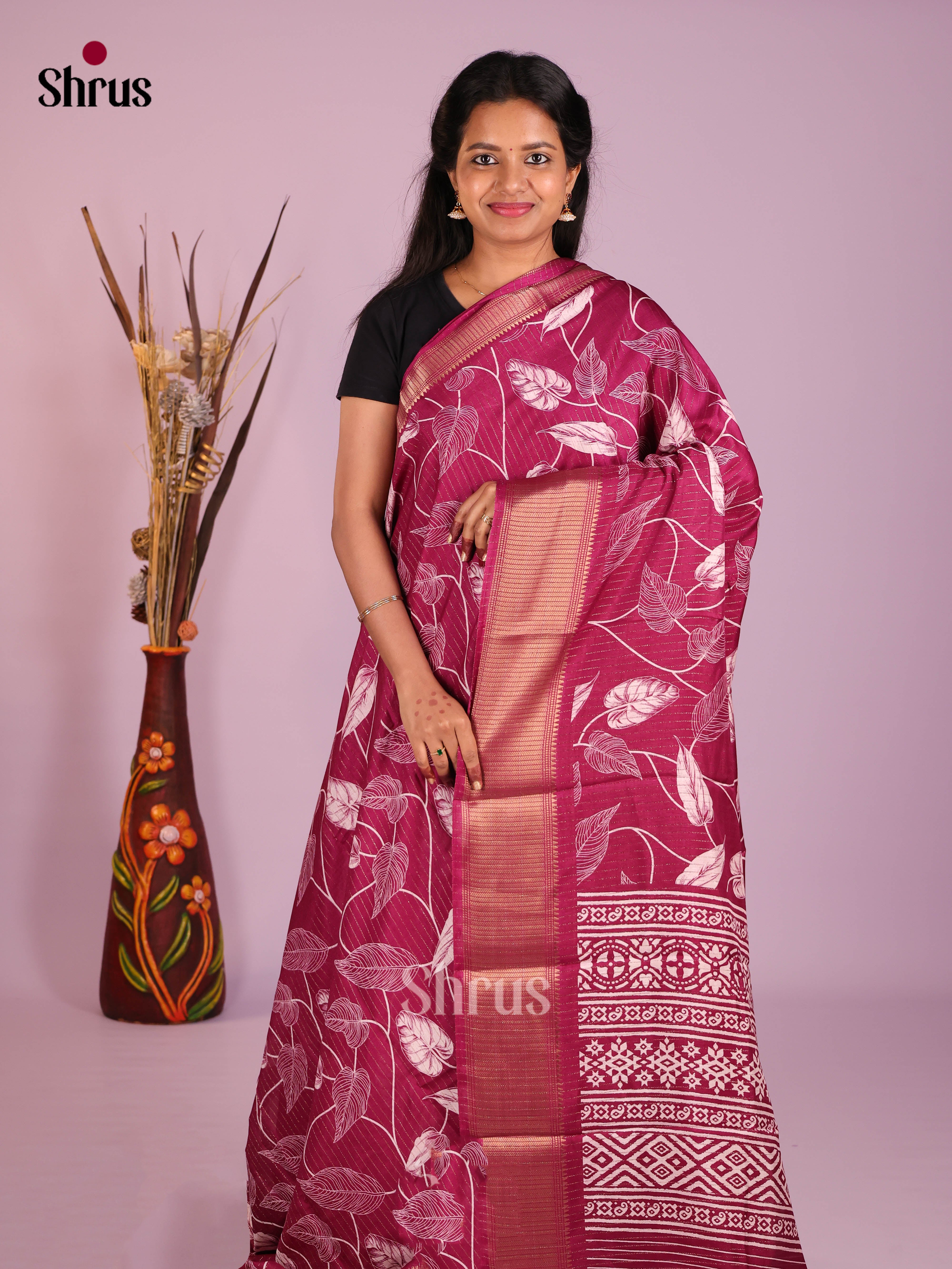 DIS09820 - Semi Crepe Saree - Shop on Shrus.com