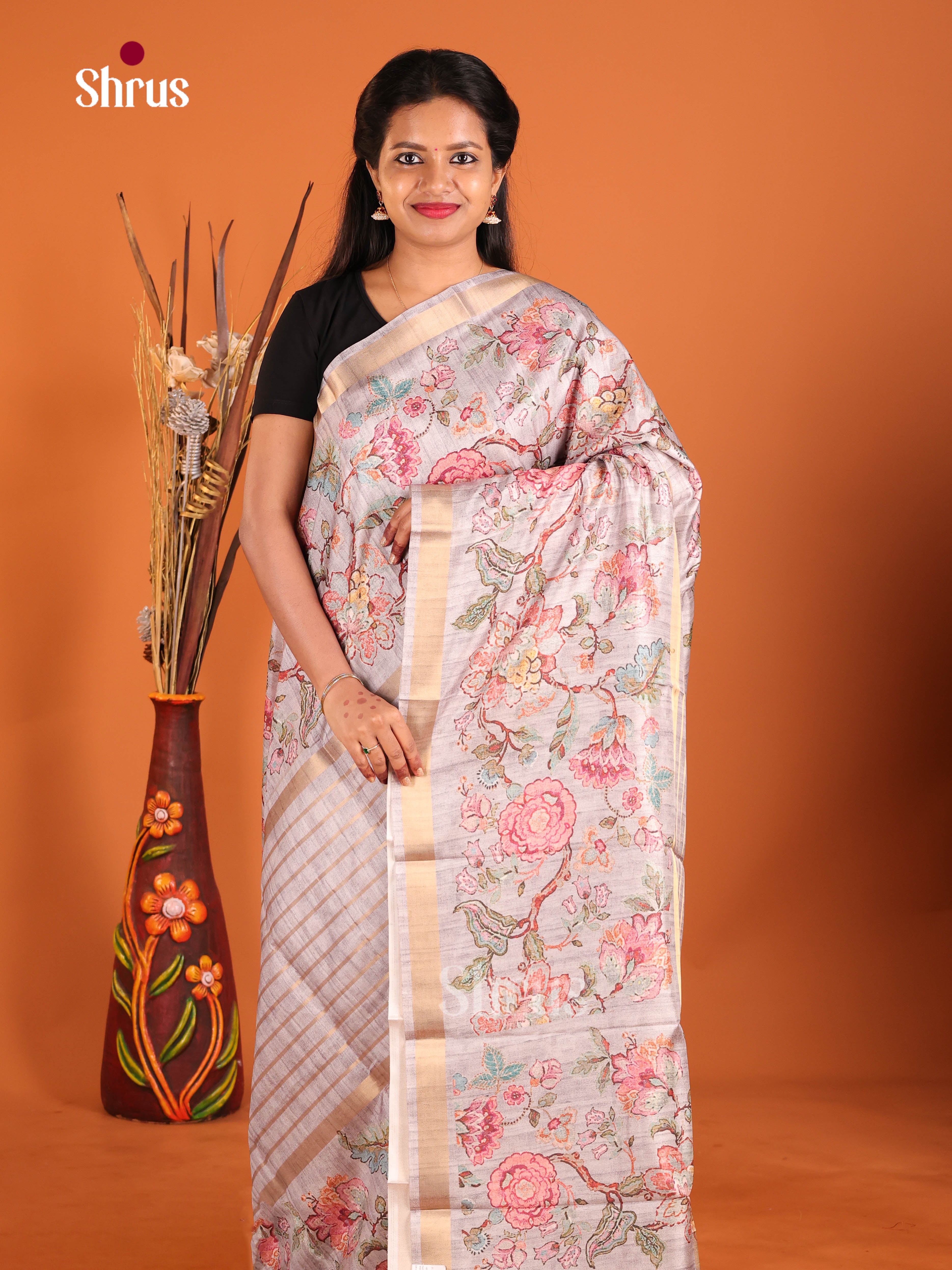 Grey - Semi matka Saree - Shop on Shrus.com