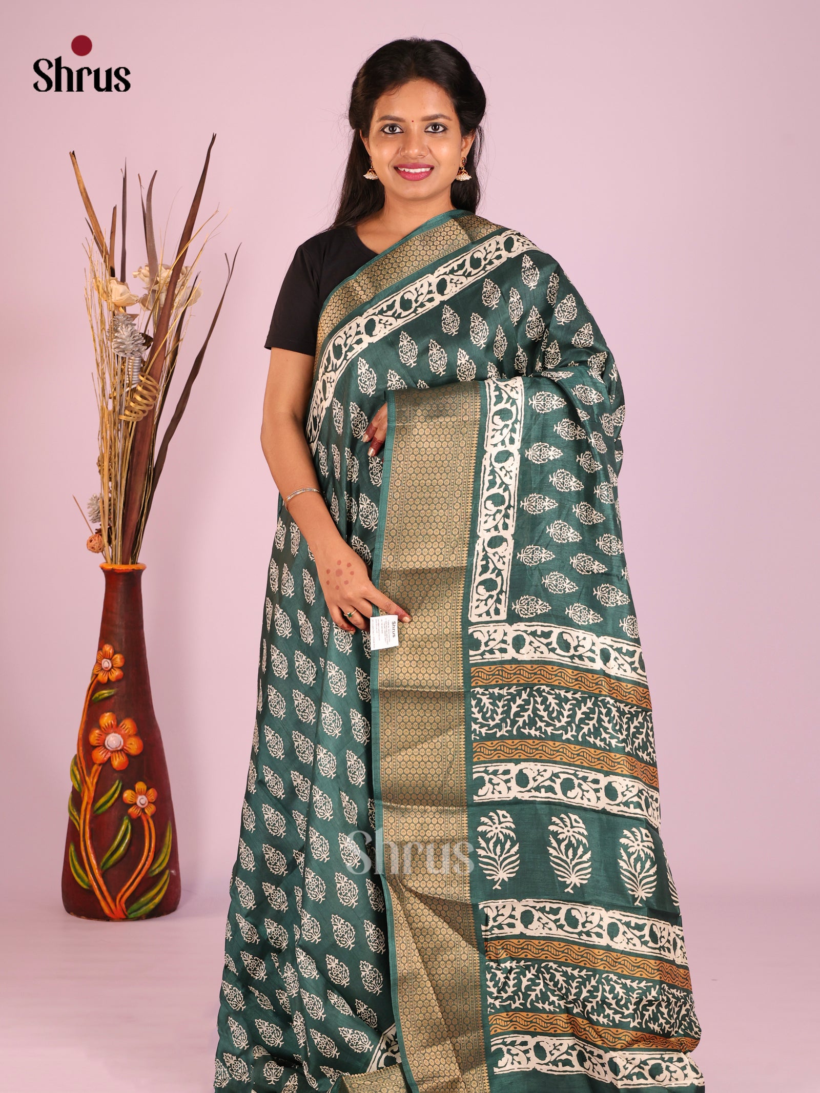 DIS10270 - Semi Crepe Saree - Shop on Shrus.com