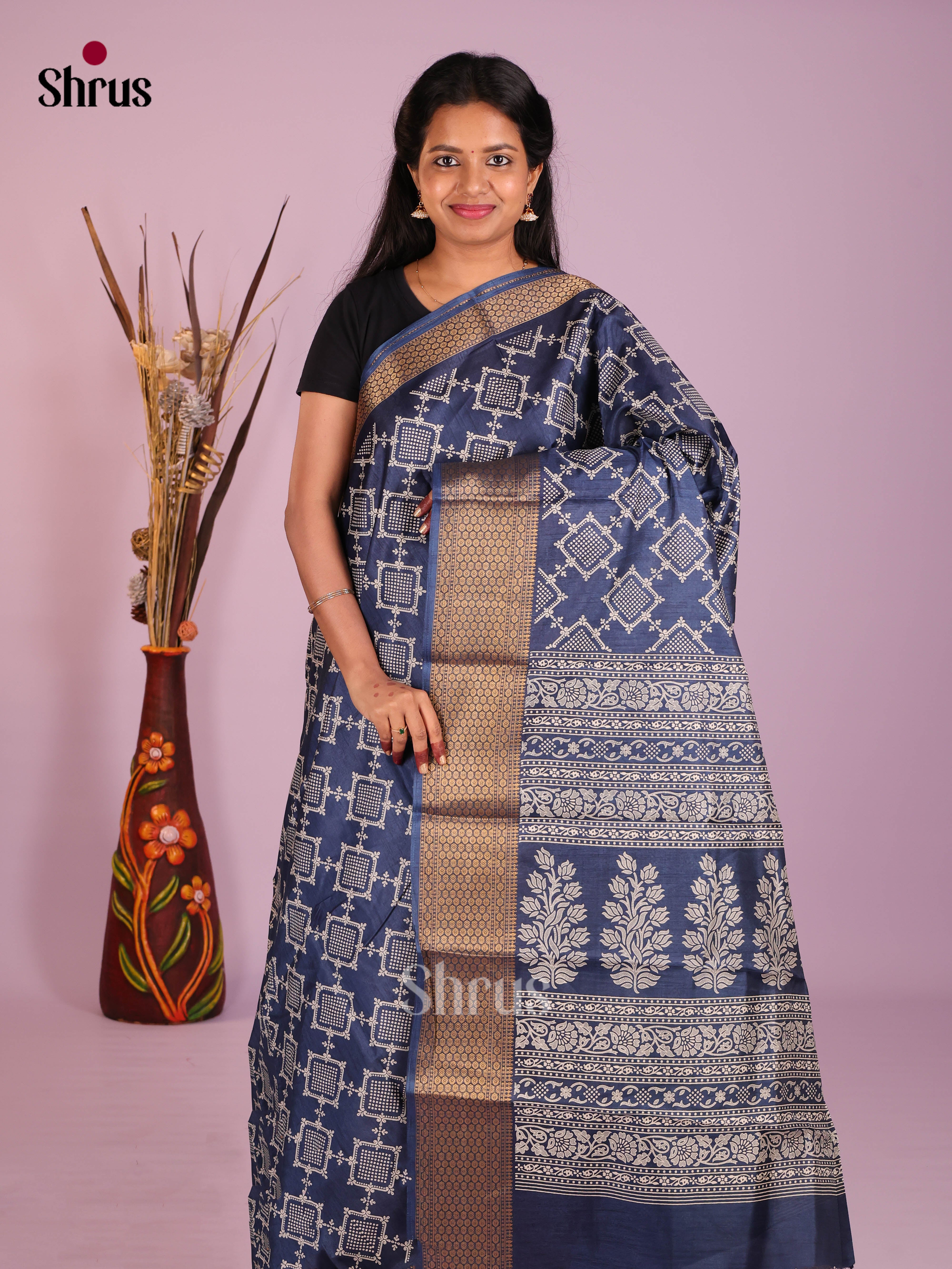 DIS10296 - Semi Crepe Saree - Shop on Shrus.com