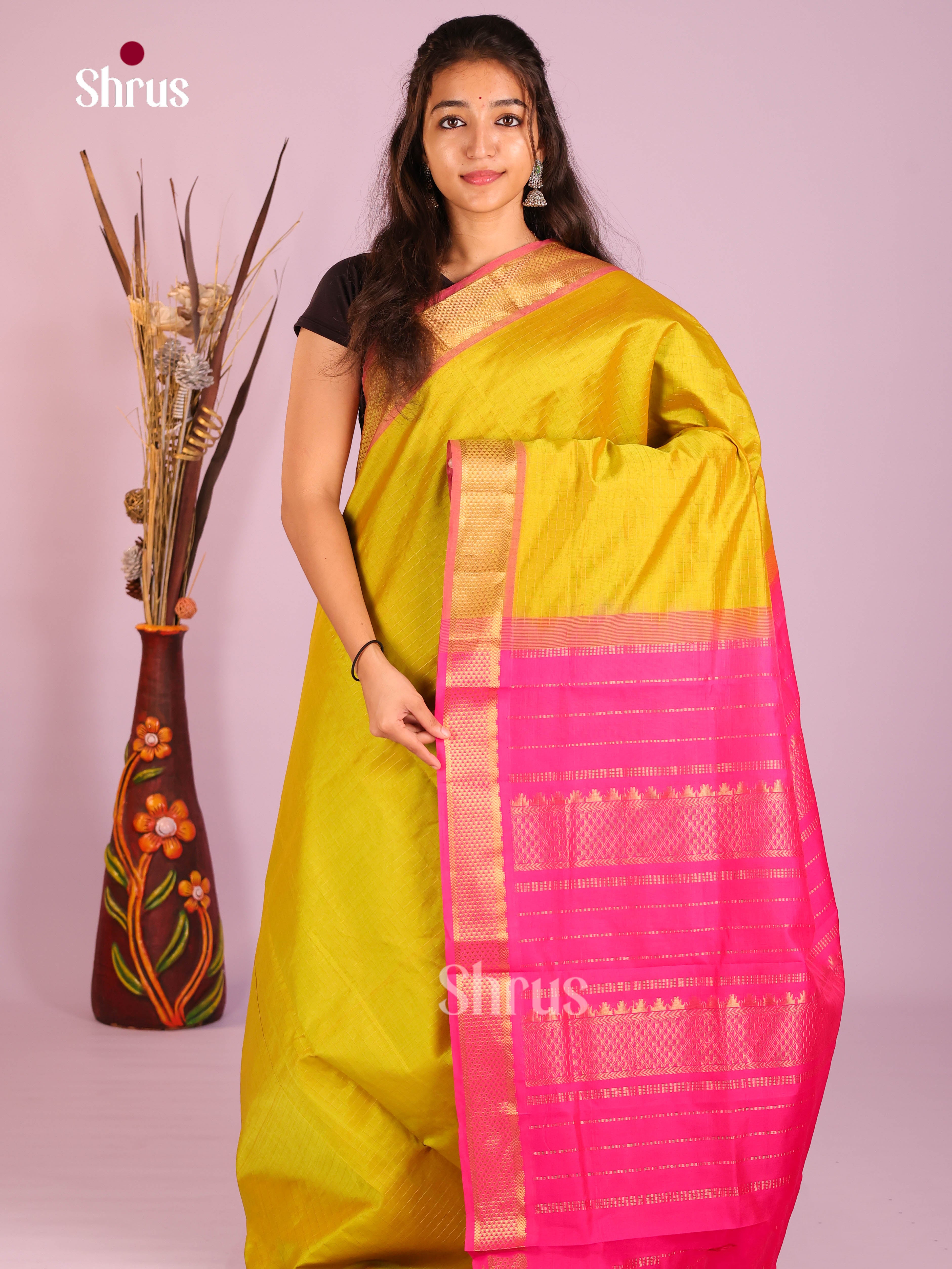 DIS10469 - Silkcotton-halfpure Saree - Shop on Shrus.com