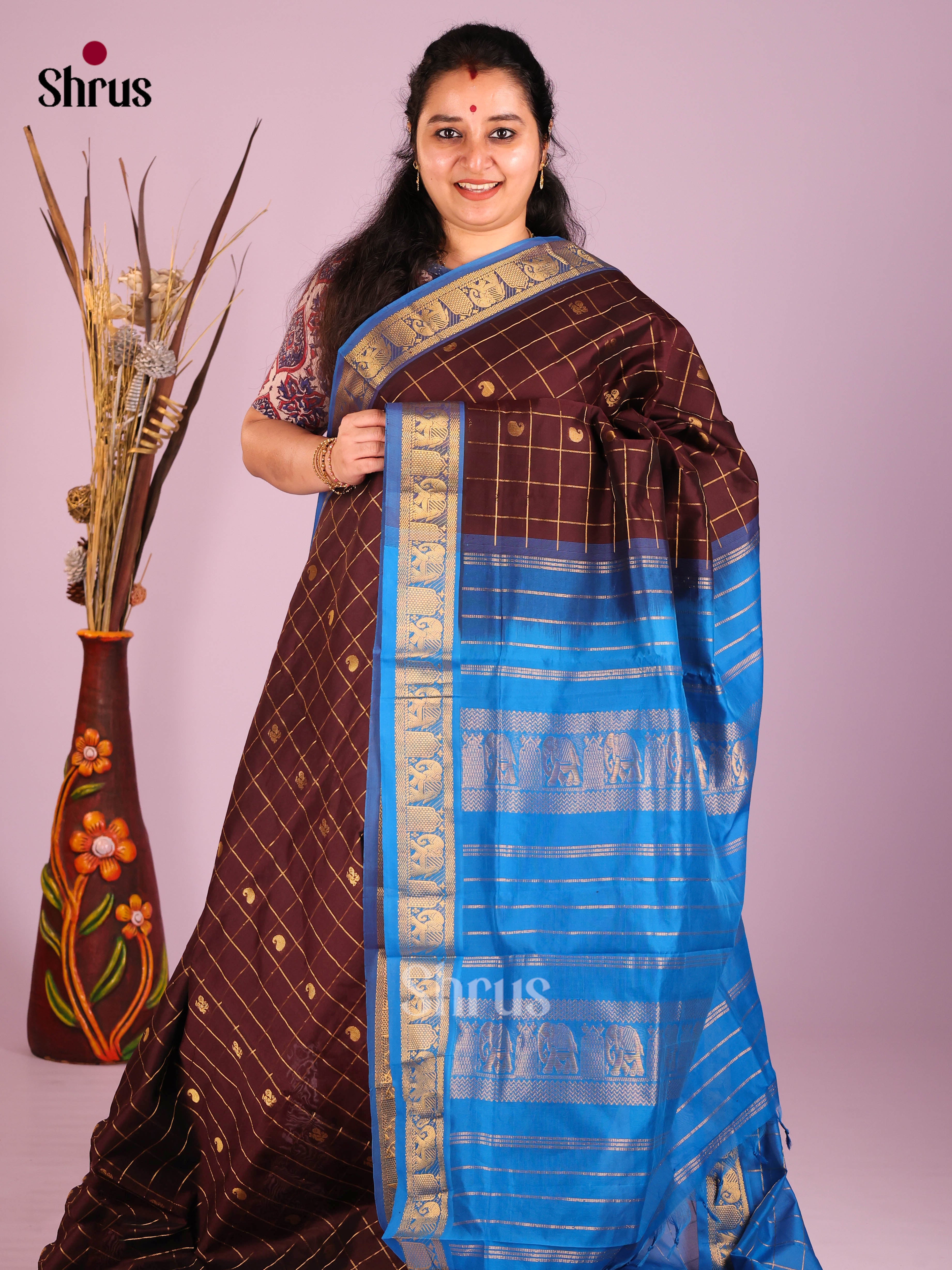 DIS10485 - Silkcotton-halfpure Saree - Shop on Shrus.com