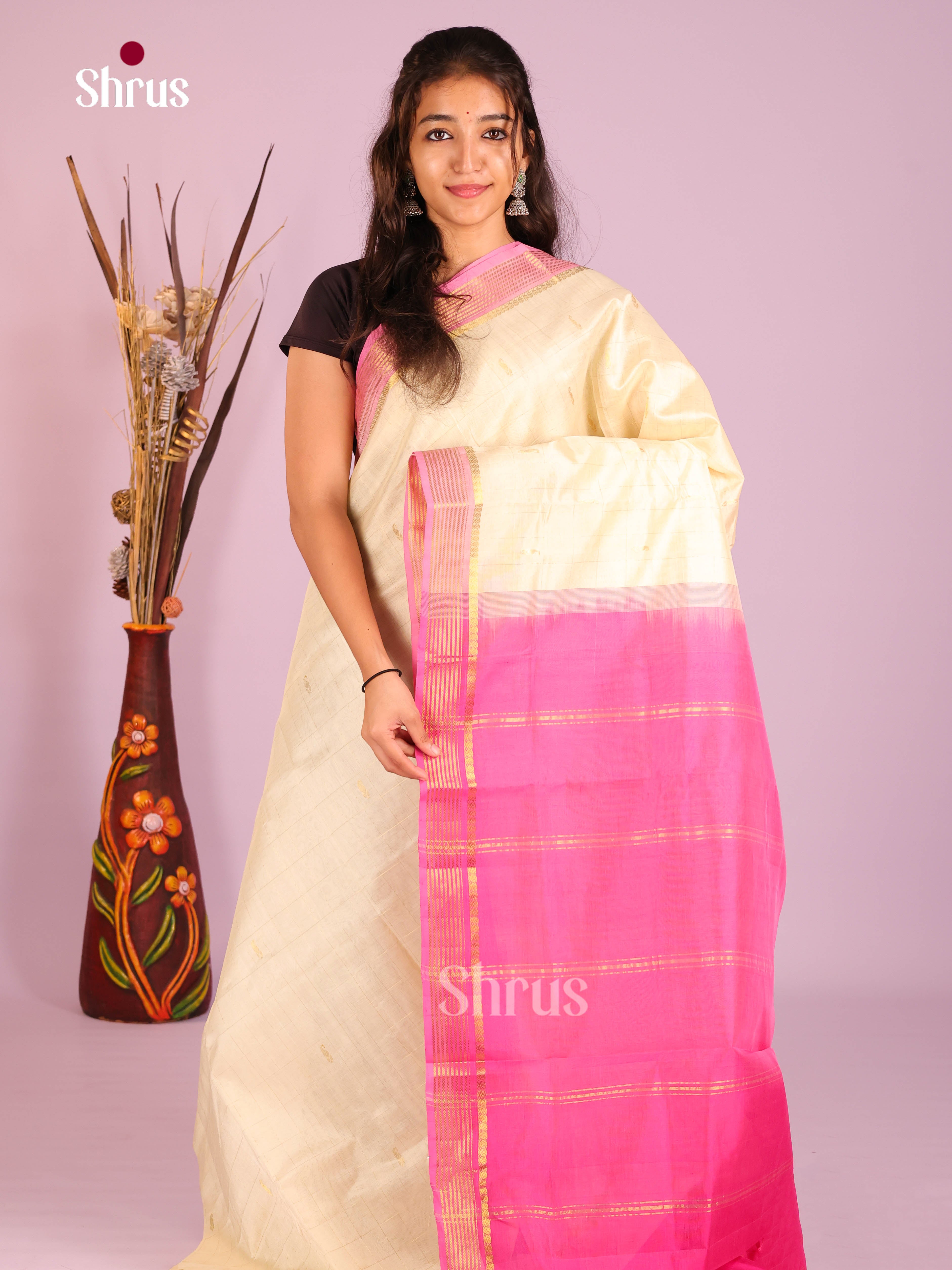 DIS10652 - Silk Cotton Saree - Shop on Shrus.com