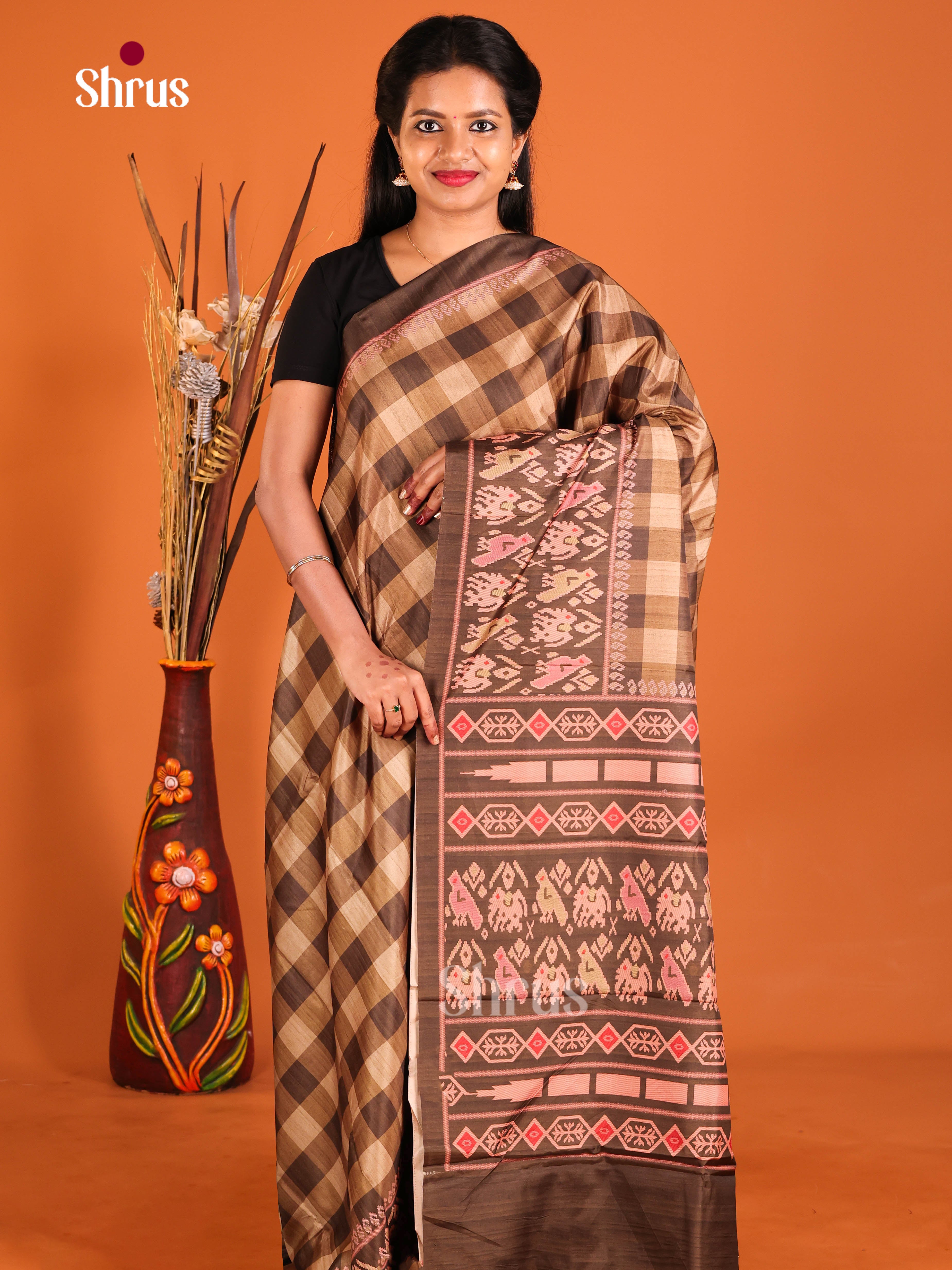 DIS11113 - Semi Crepe Saree - Shop on Shrus.com