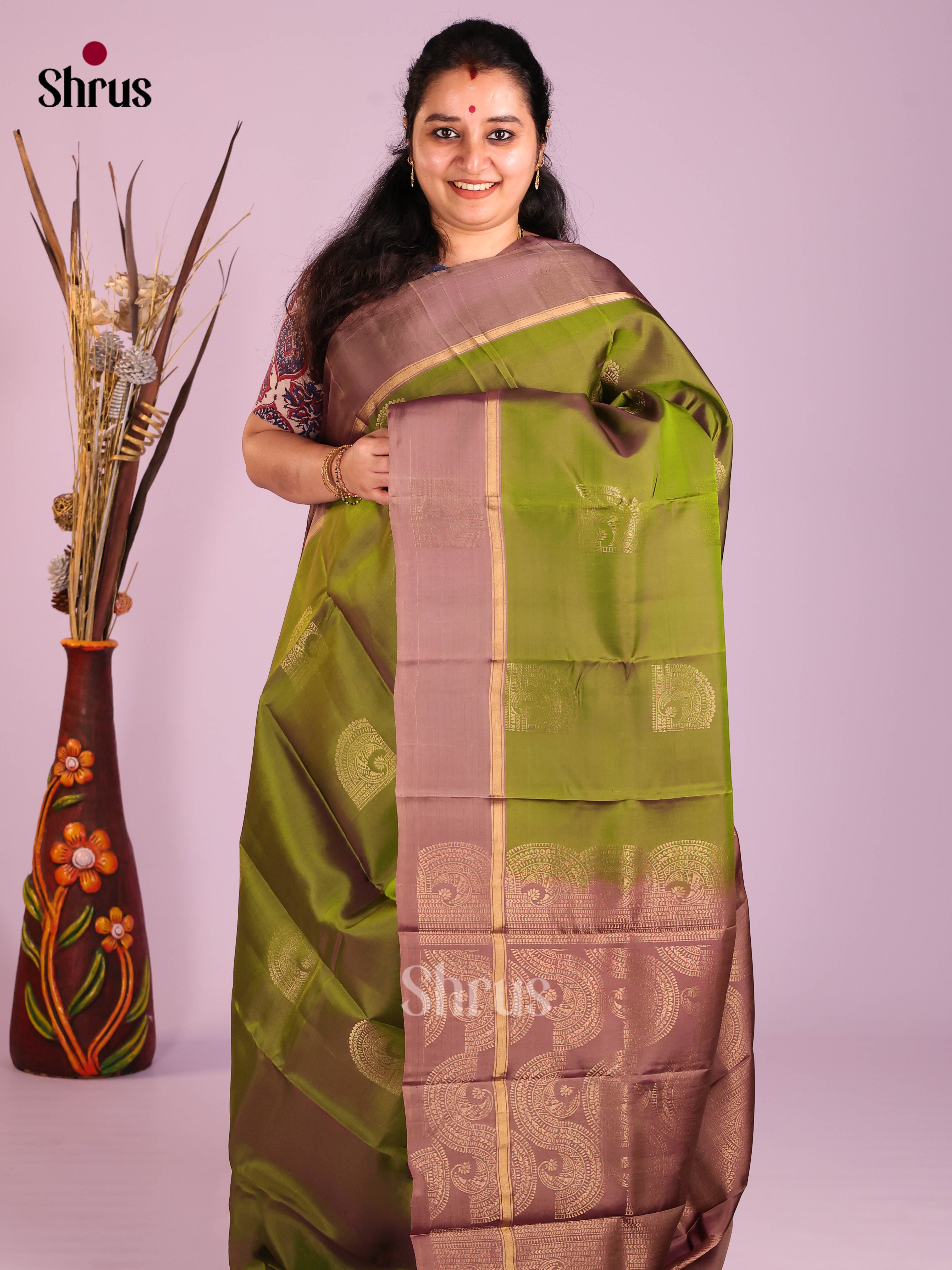 DIS11332 - Softsilk-halfpure Saree - Shop on Shrus.com