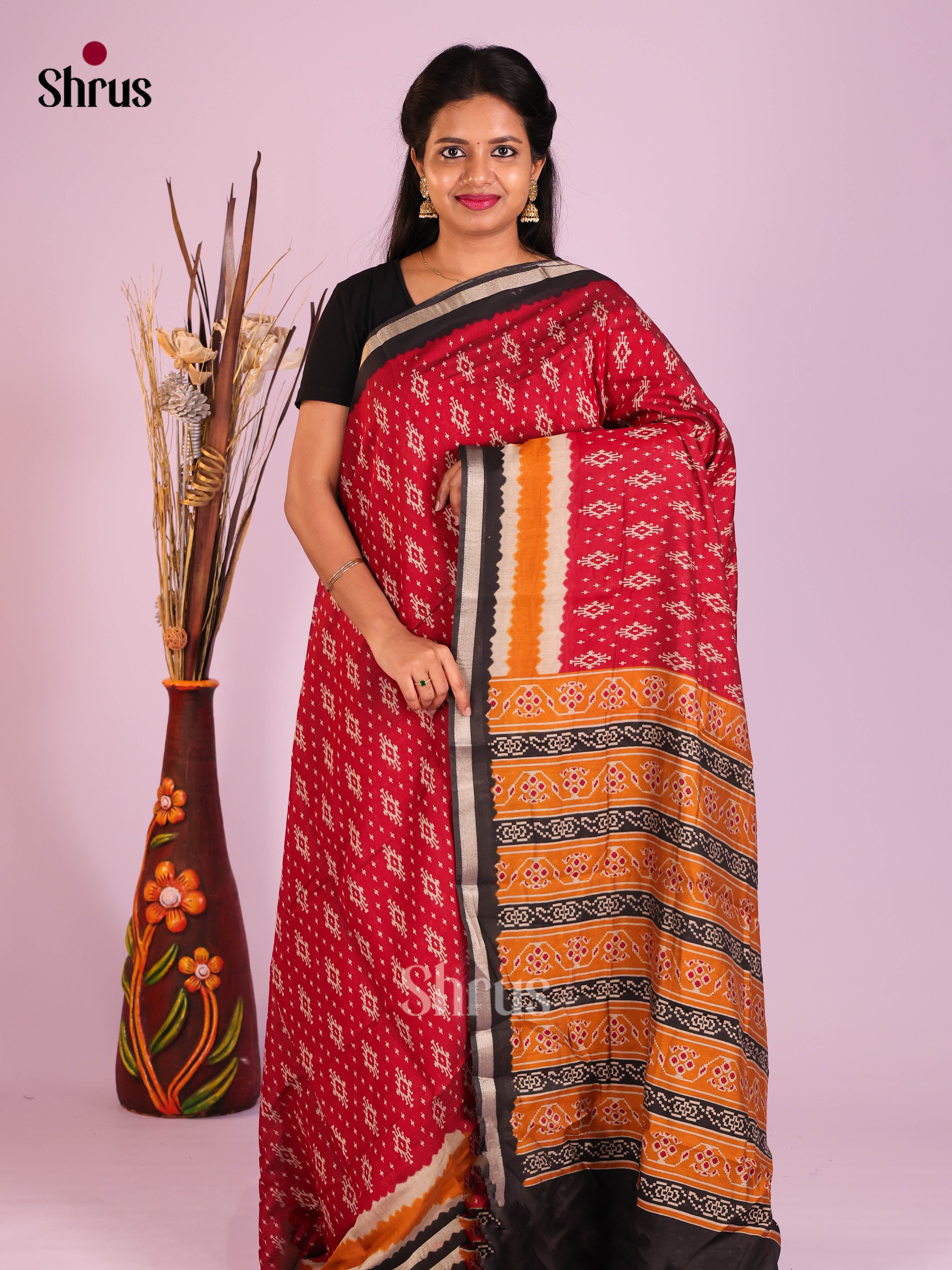 Red & Black - Art Modal Saree