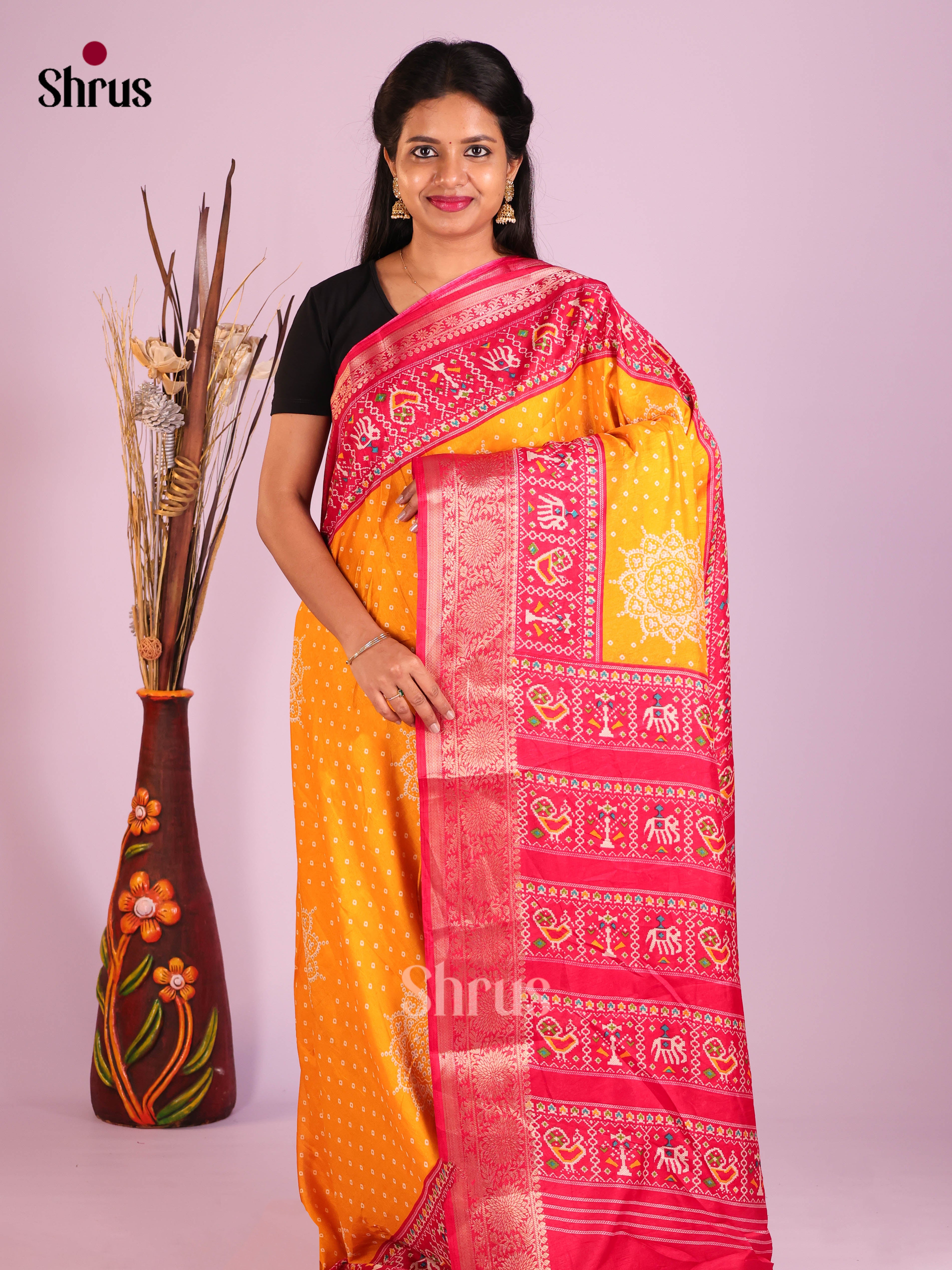 DIS12168 - Bandhini Saree - Shop on Shrus.com