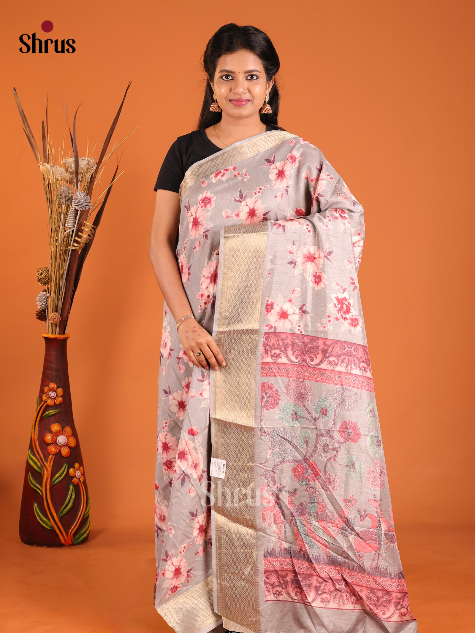 Grey - Semi Crepe Saree - Shop on Shrus.com