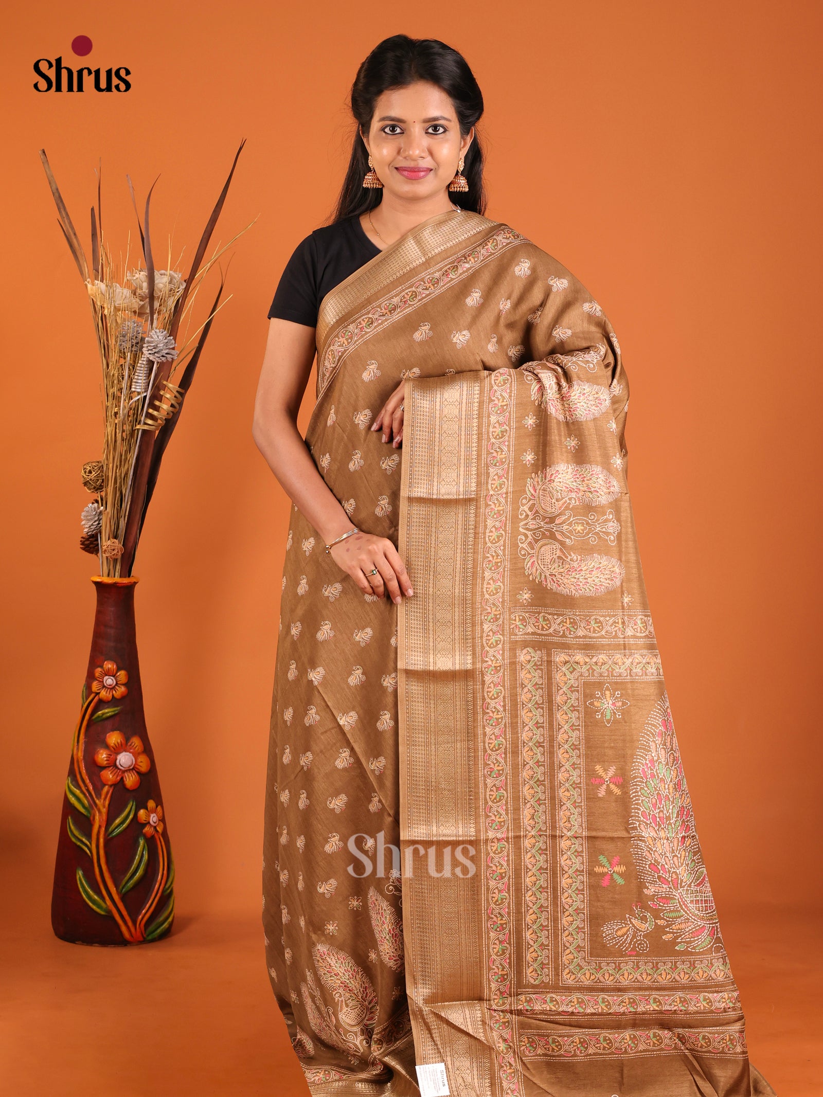 DIS12216 - Semi Crepe Saree - Shop on Shrus.com