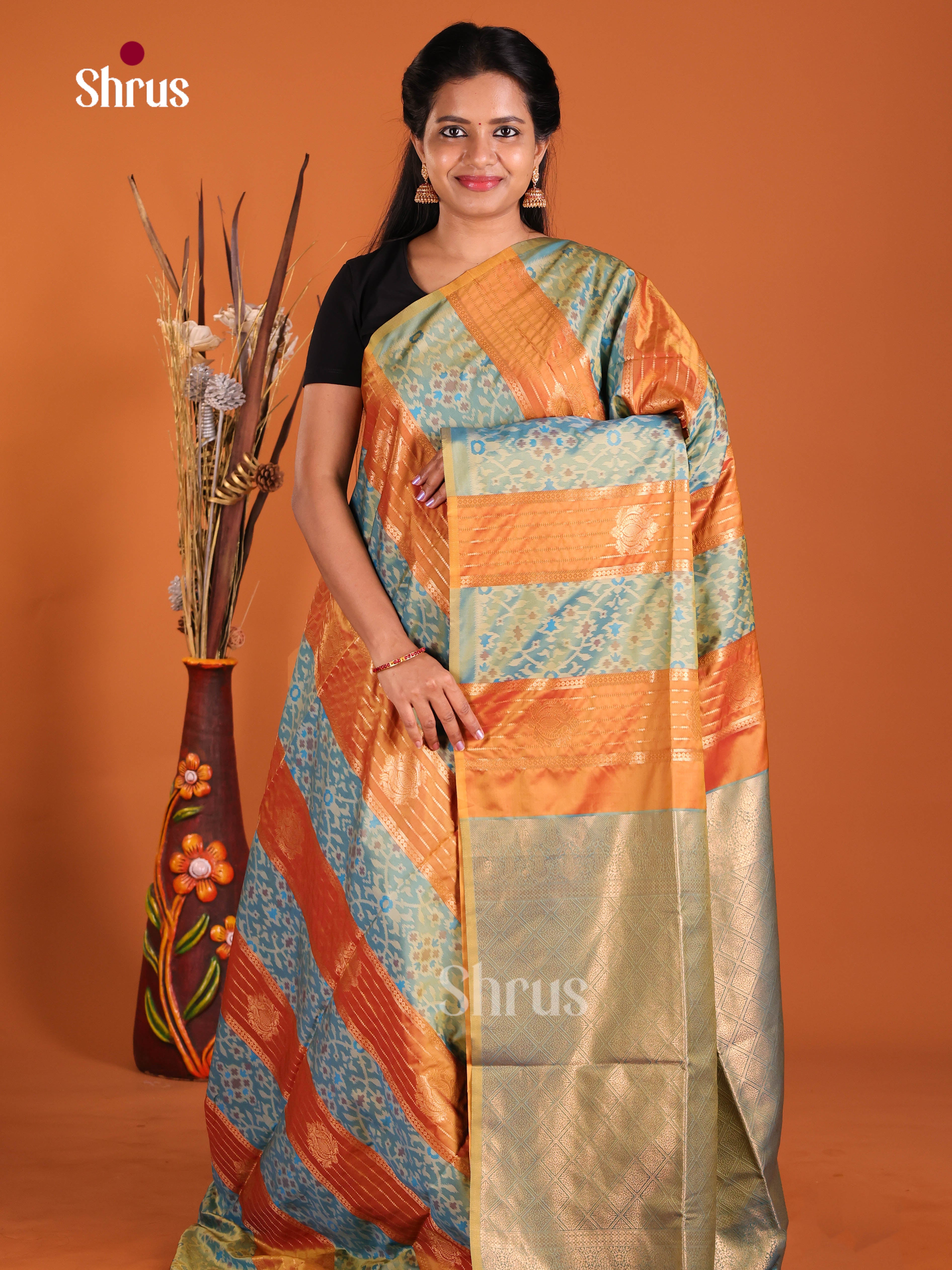 DIS13112 - Semi Softsilk Saree