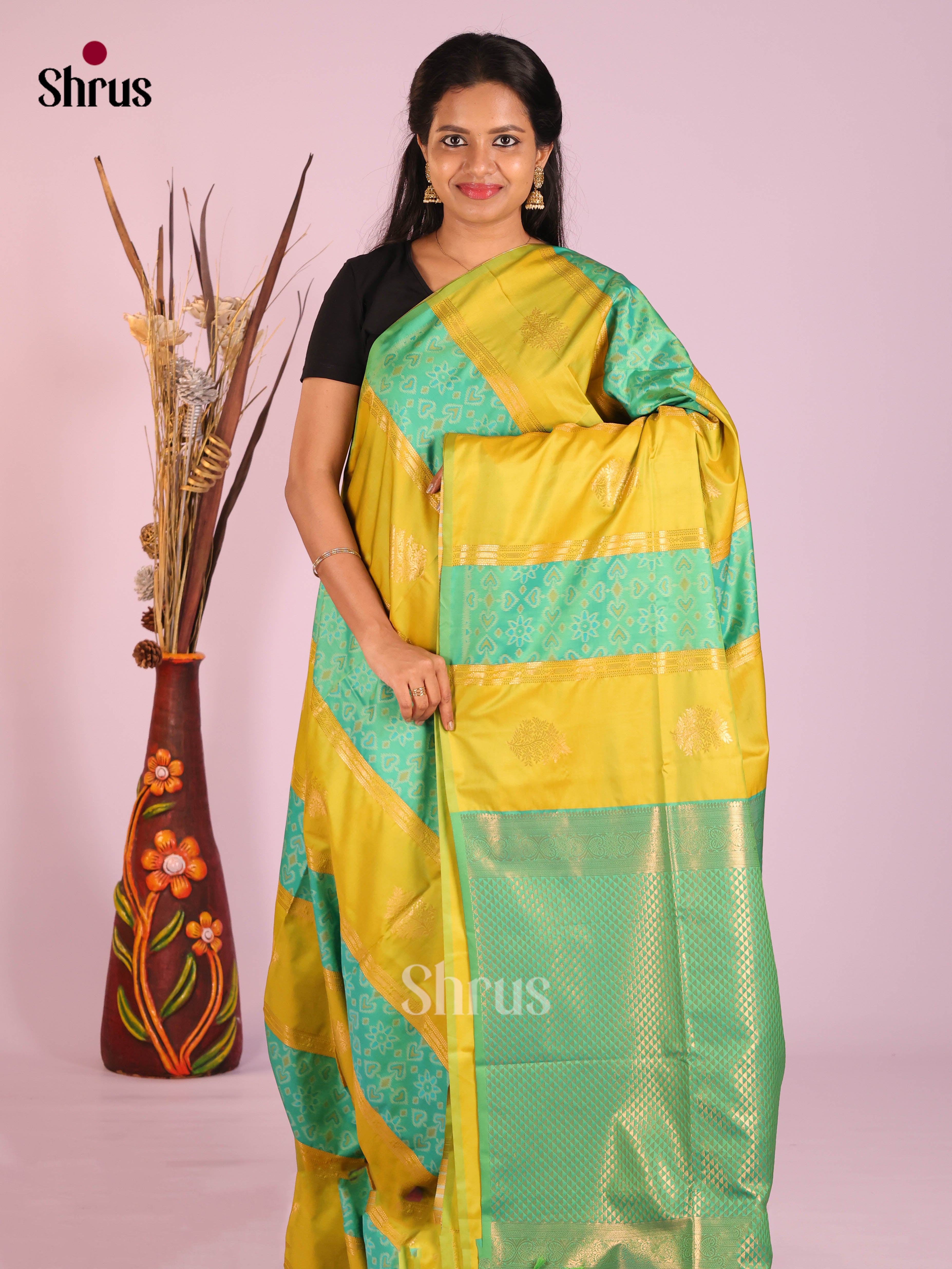 DIS13127 - Semi Softsilk Saree