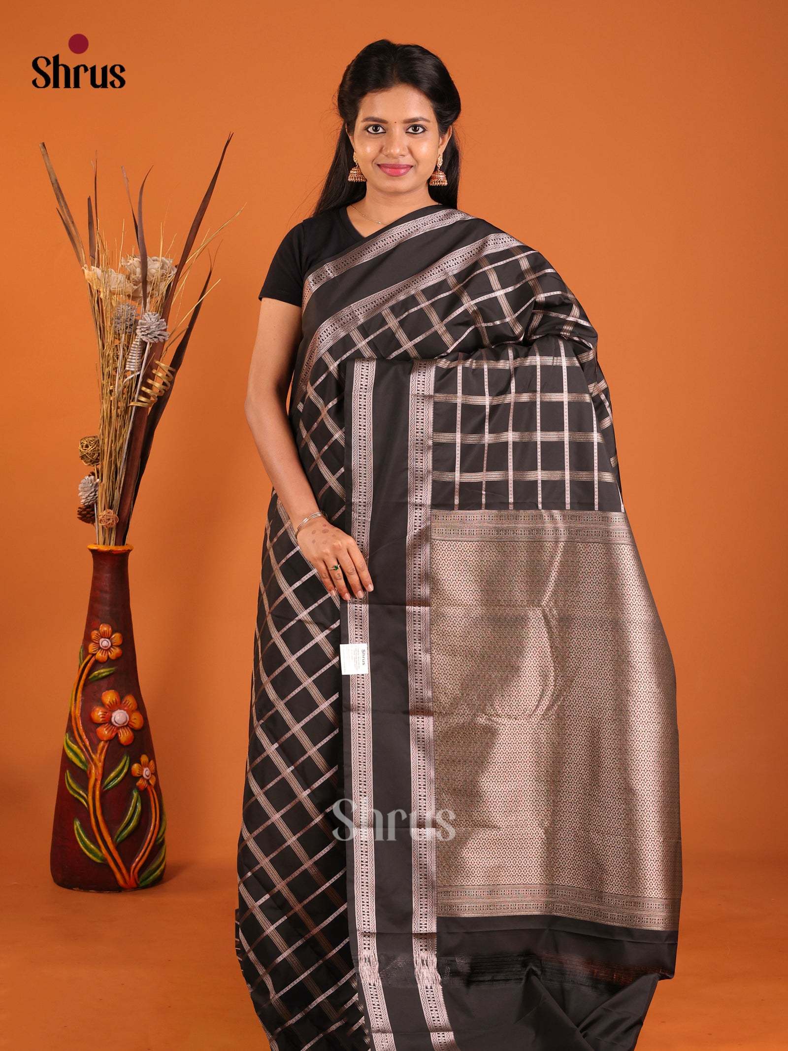 Black - Semi Kanchipuram Saree