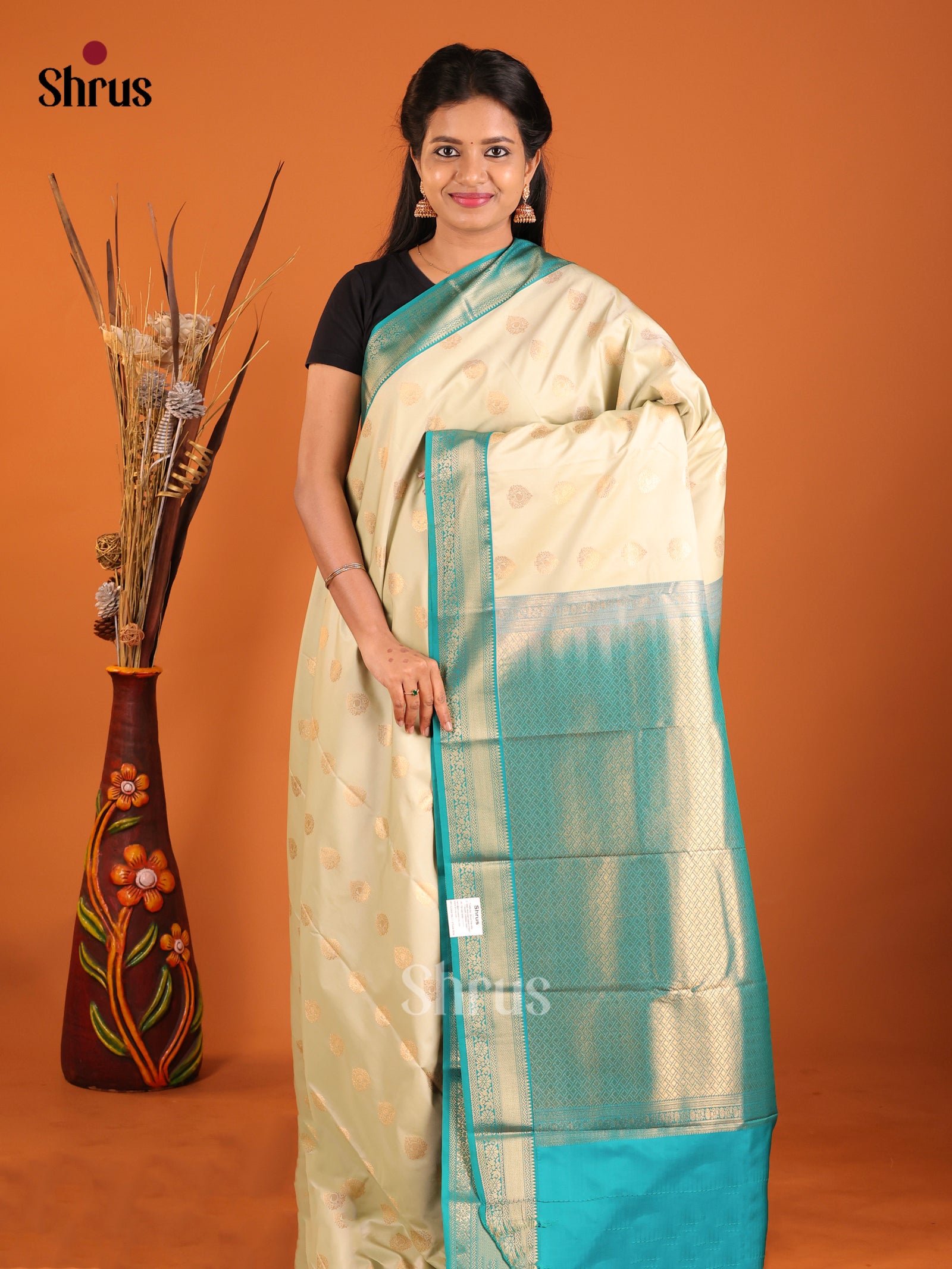 Mild Green & Green - Semi Kanchipuram Saree - Shop on Shrus.com