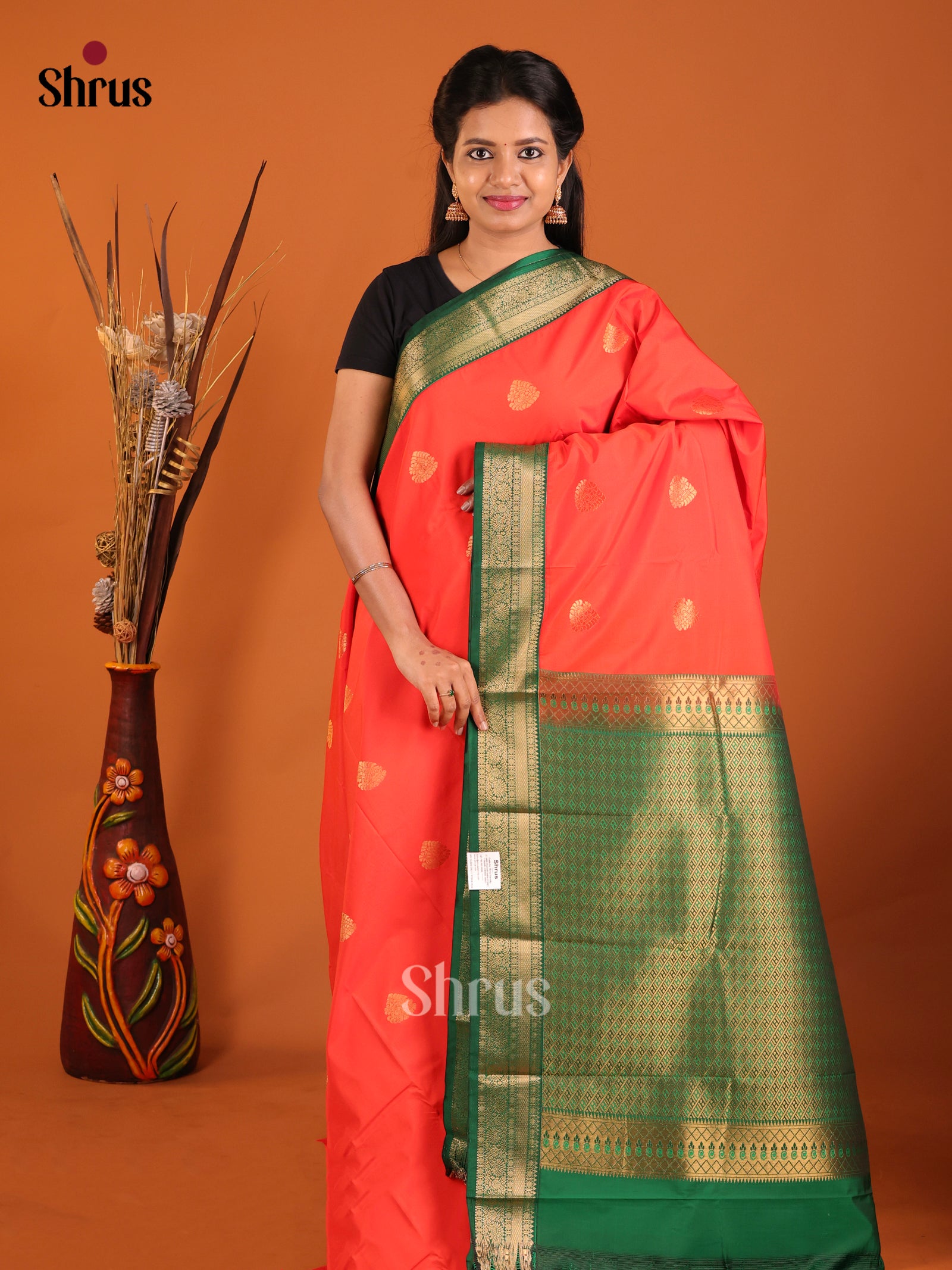 DIS14256 - Semi Kanchipuram Saree - Shop on Shrus.com