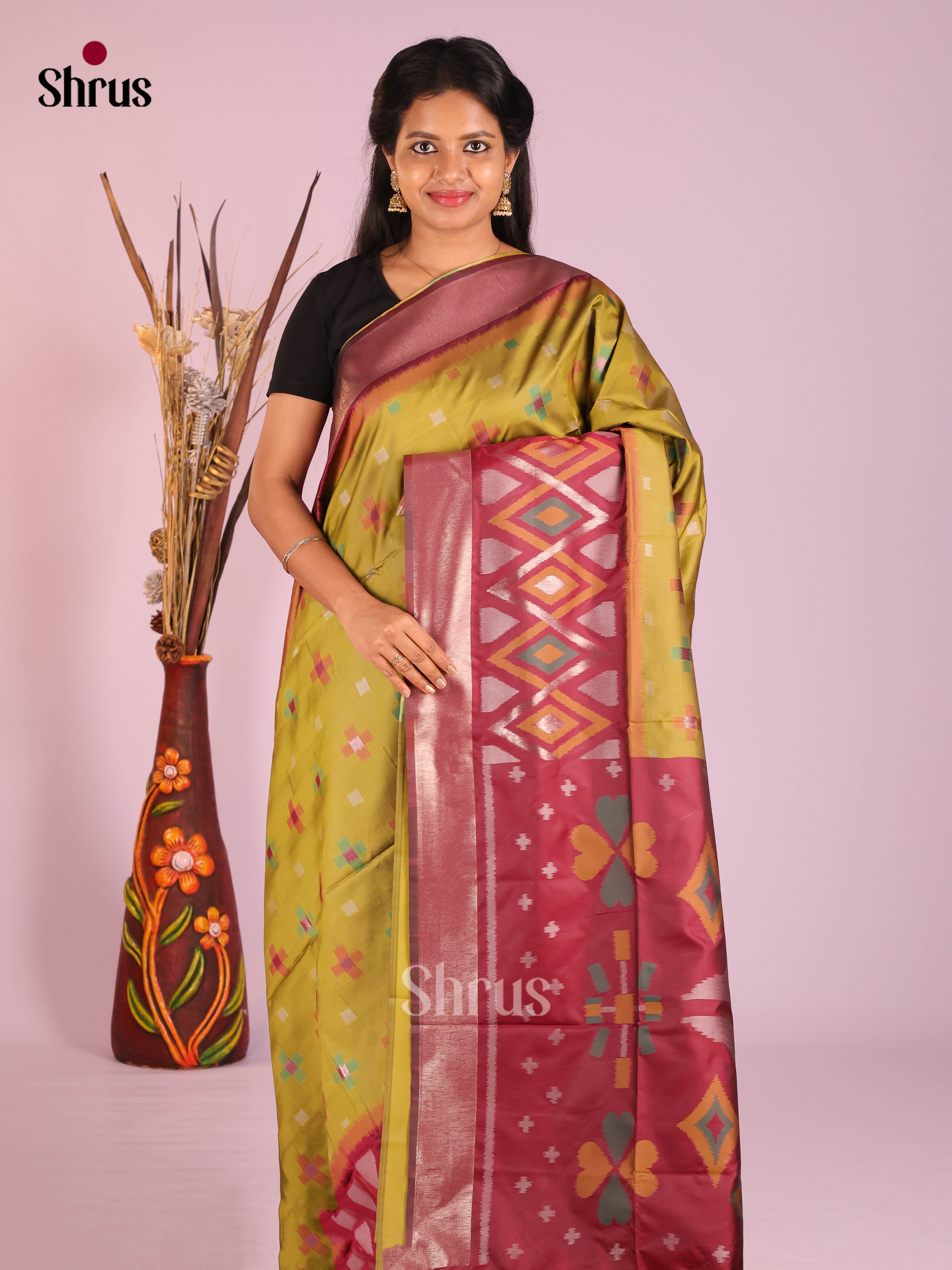 Green & Maroon - Semi Softsilk Saree