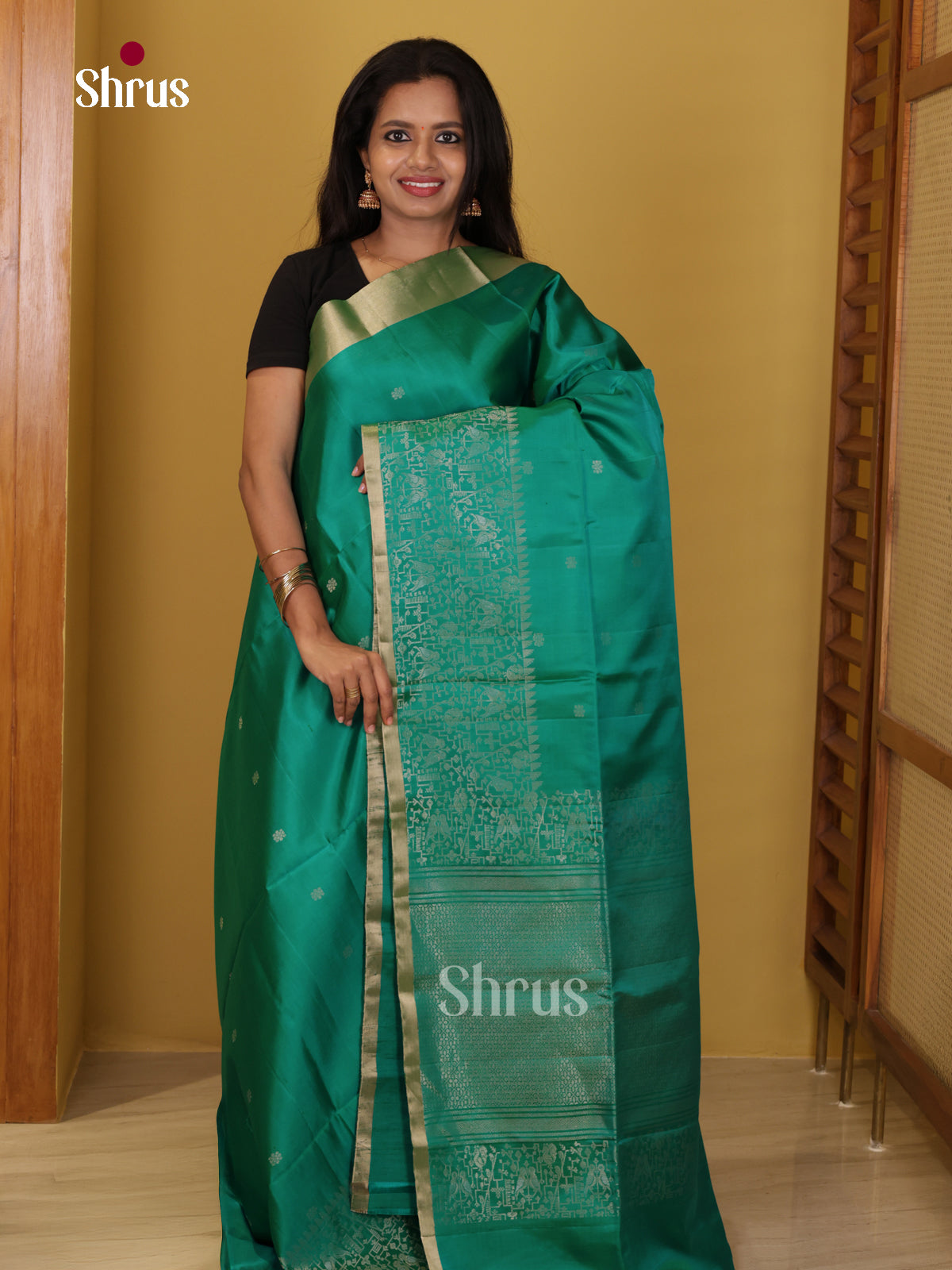DIS16034 - Soft Silk (HR) Saree - Shop on Shrus.com
