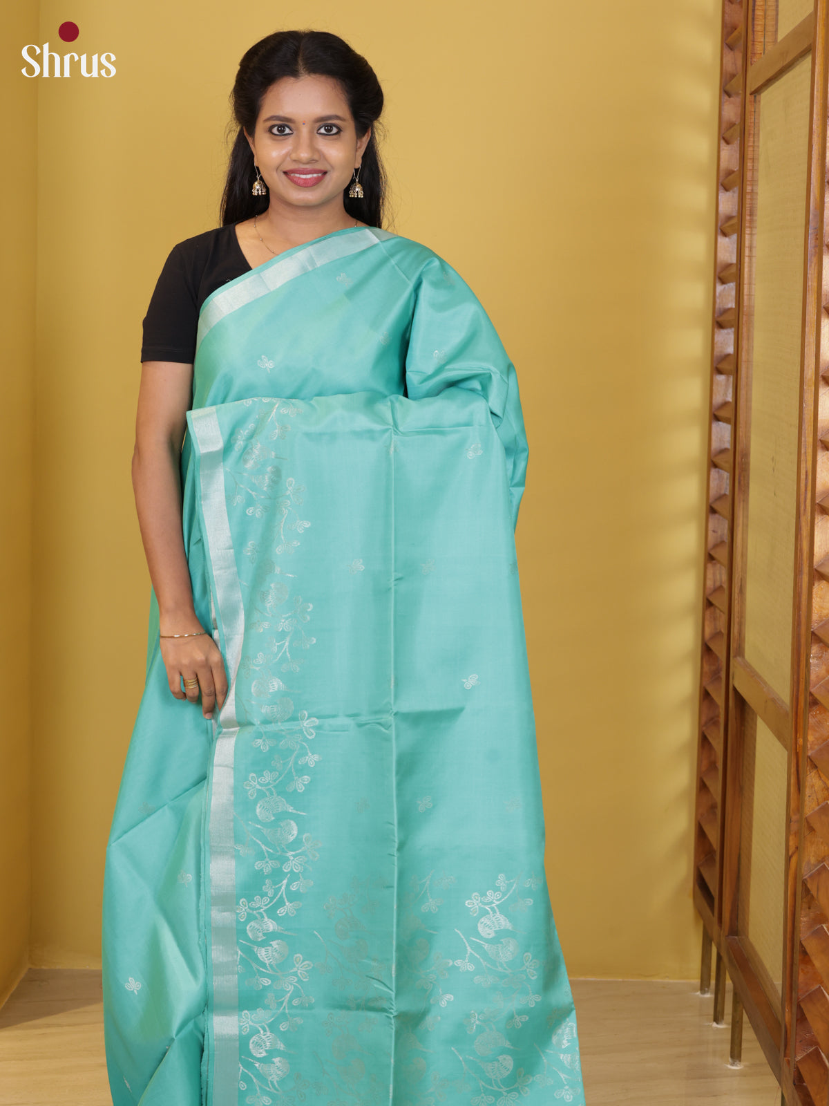 DIS16049 - Soft Silk (HR) Saree - Shop on Shrus.com