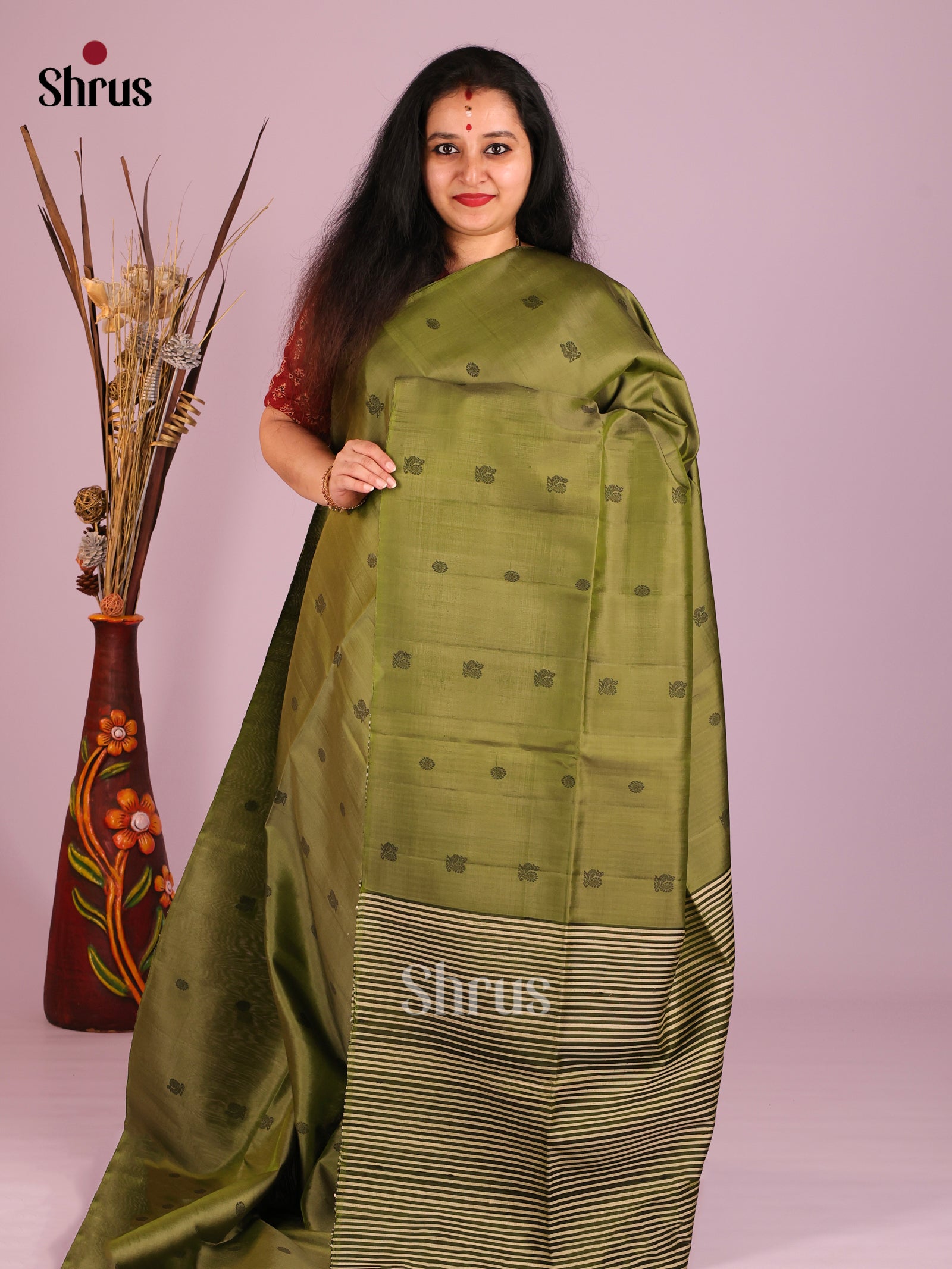 DIS16051 - Soft Silk (HR) Saree - Shop on Shrus.com