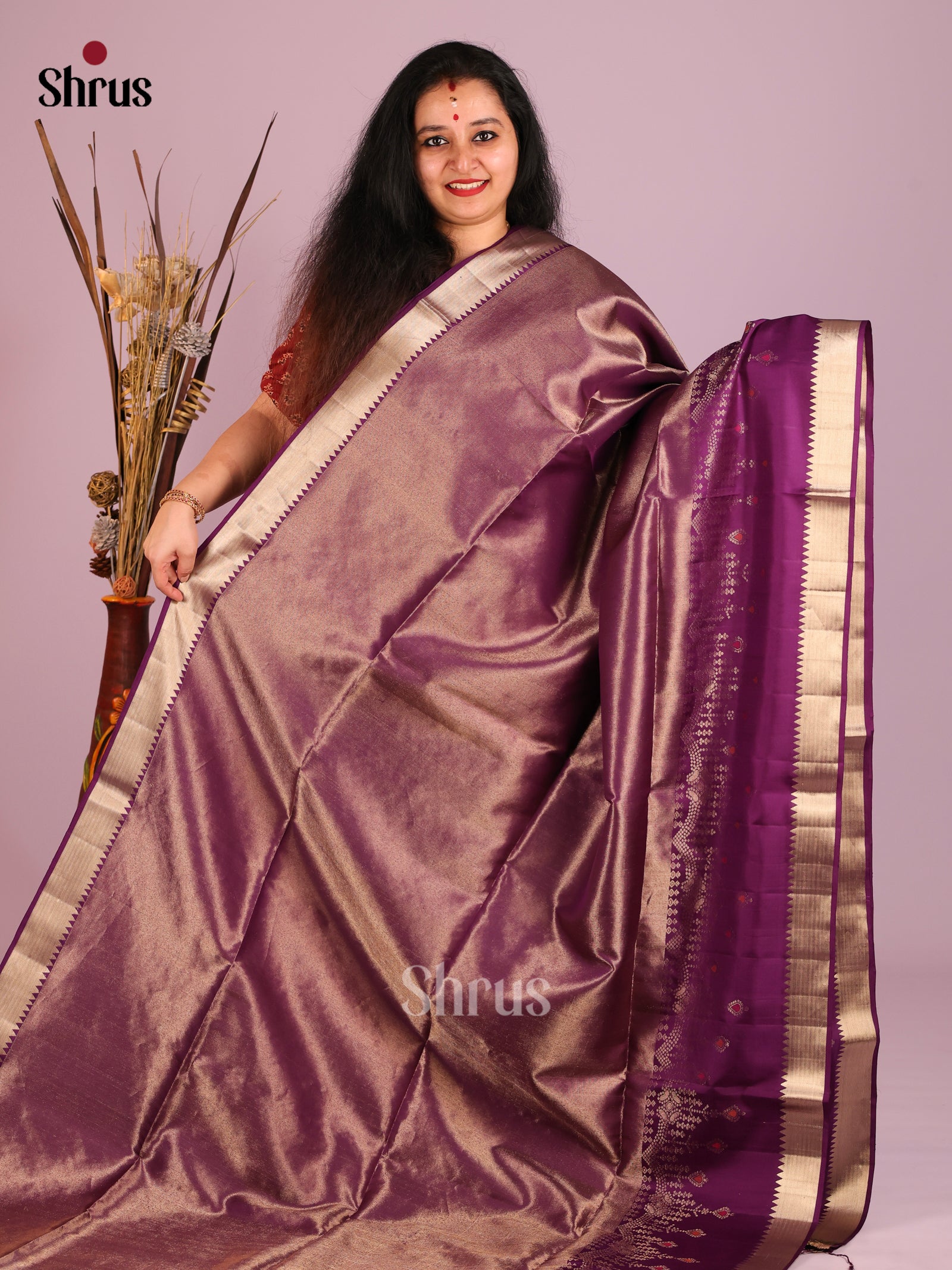 Chic Purple Soft Silk Saree With Zari woven Tissue Design & Brocade Pallu 1