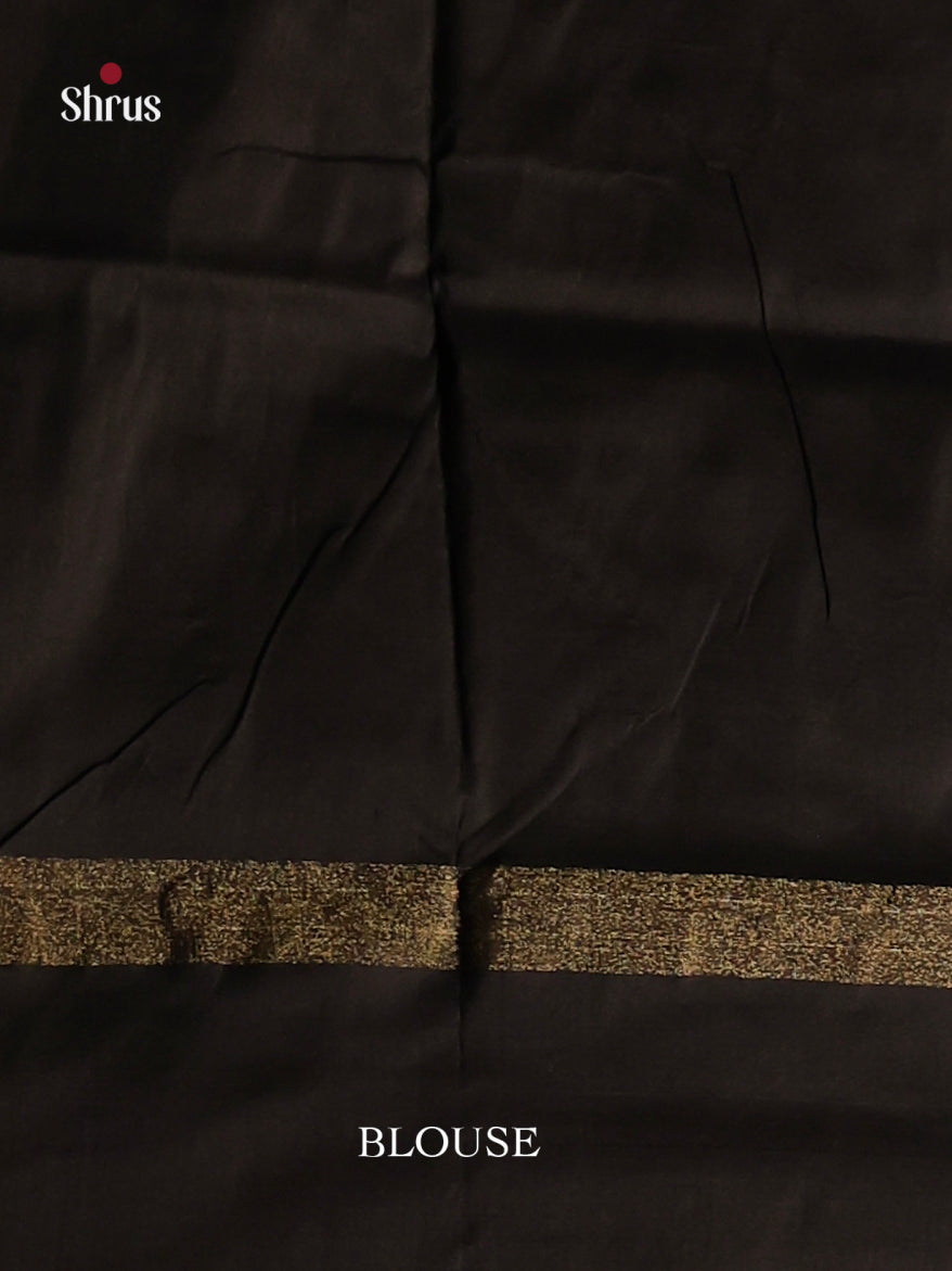 DIS16205 - Ikkat Silk Saree