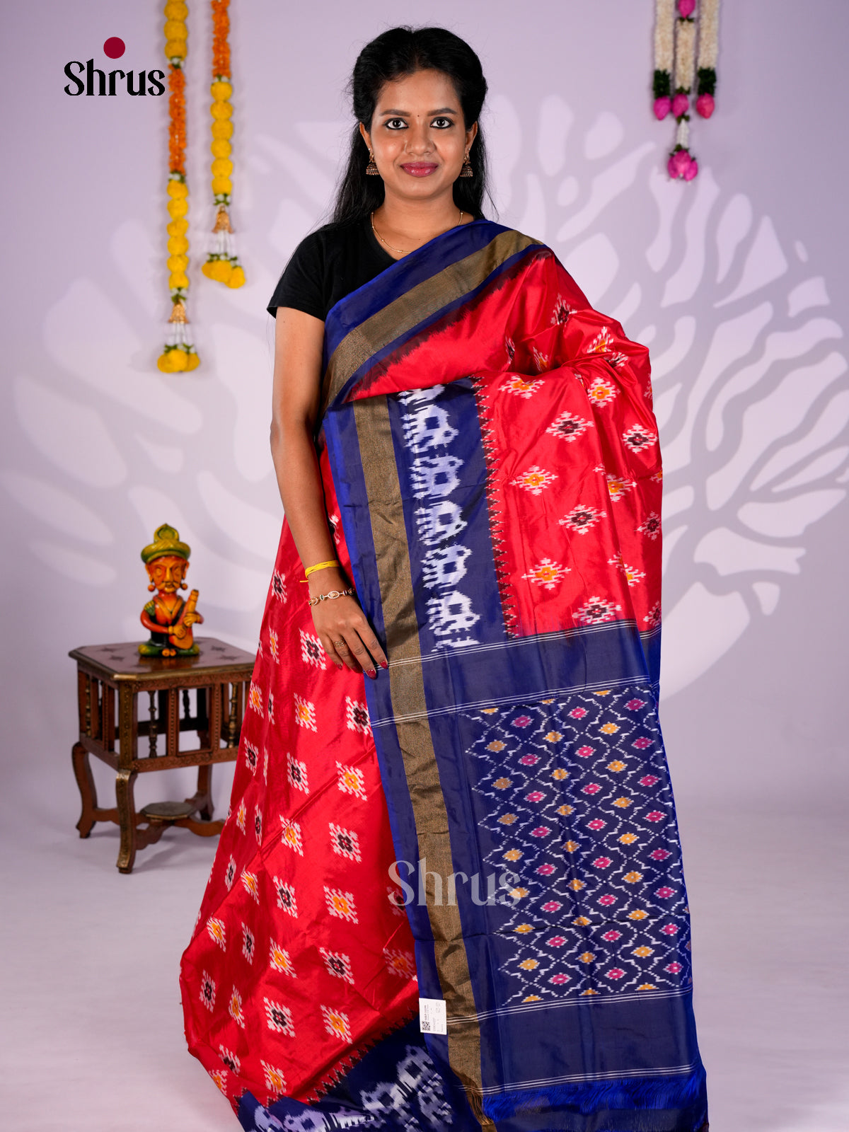 DIS16227 - Ikkat Silk Saree - Shop on Shrus.com