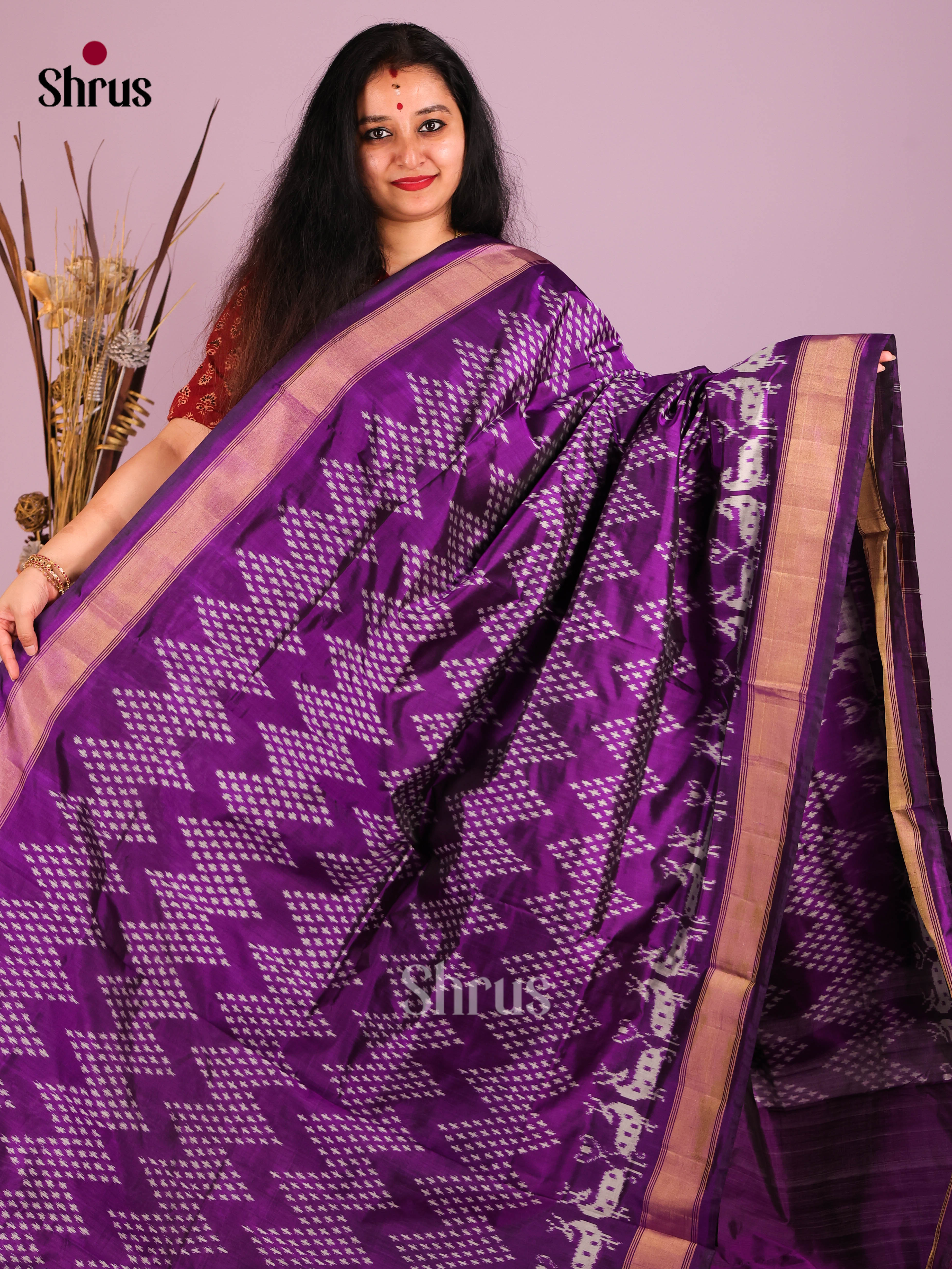 DIS16230 - Ikkat Silk Saree - Shop on Shrus.com