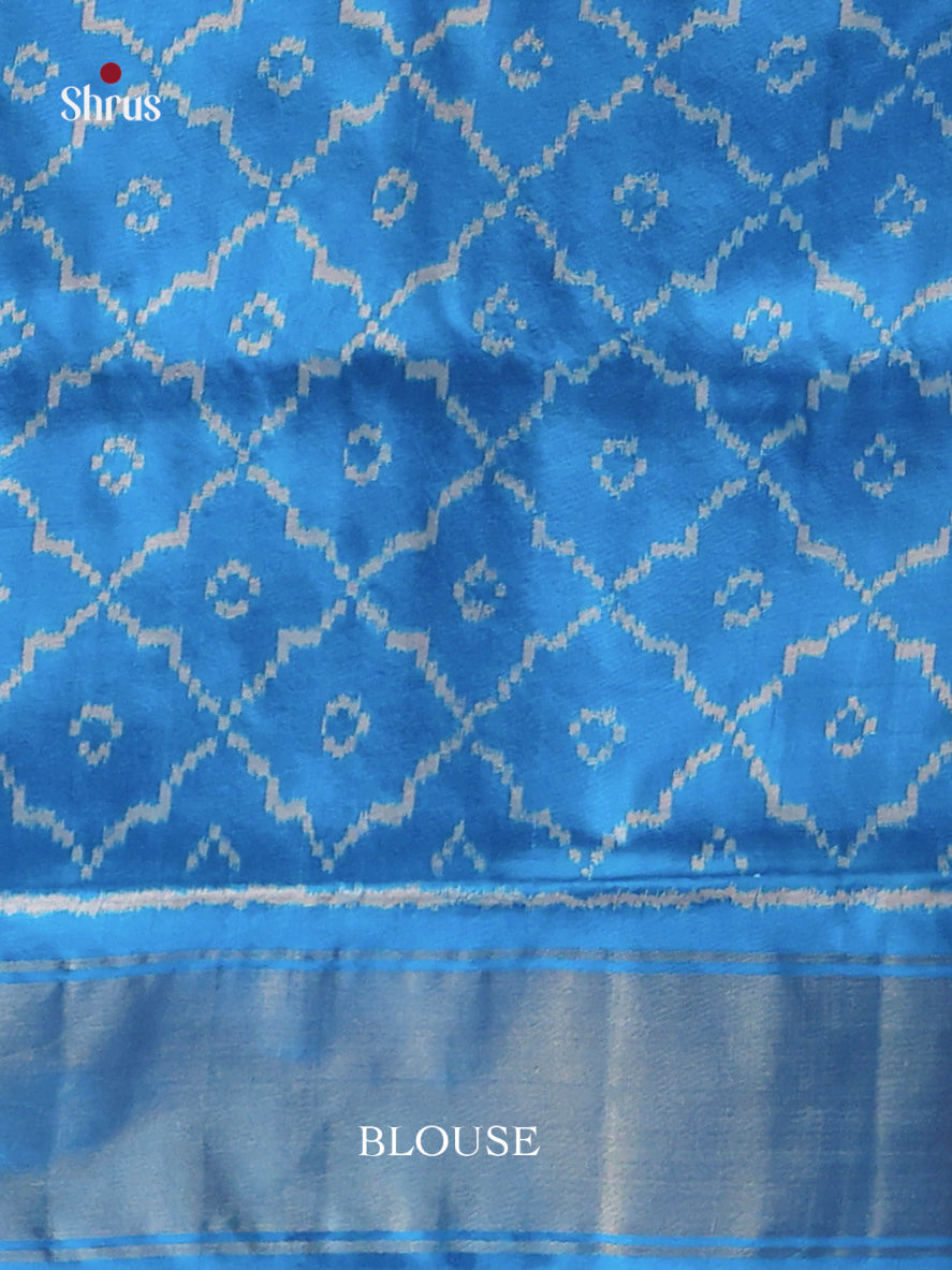 Chic Multicolour Ikkat Saree With diamond & geometric motifs