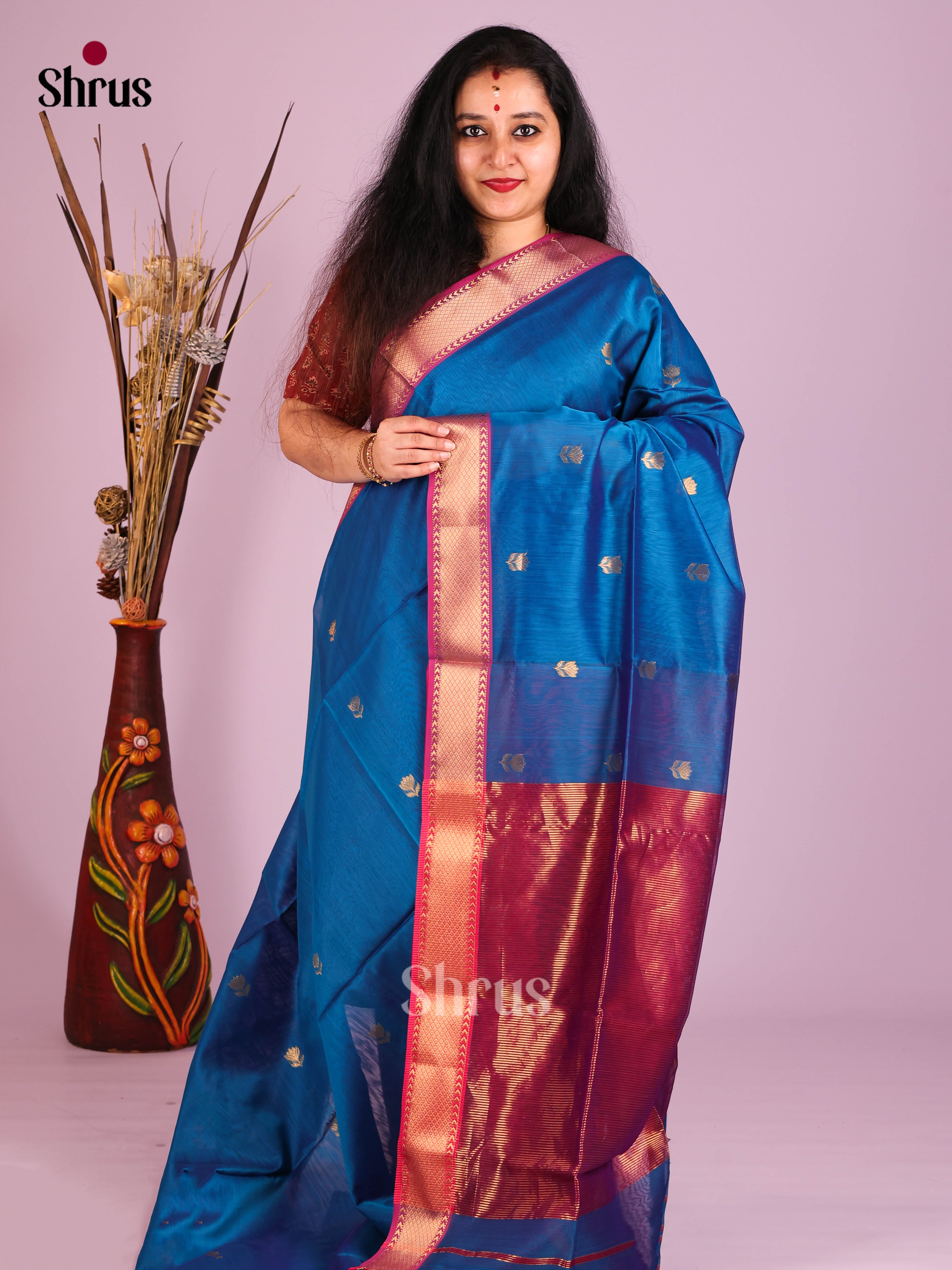 DIS16262 - Maheshwari silkcotton Saree - Shop on Shrus.com