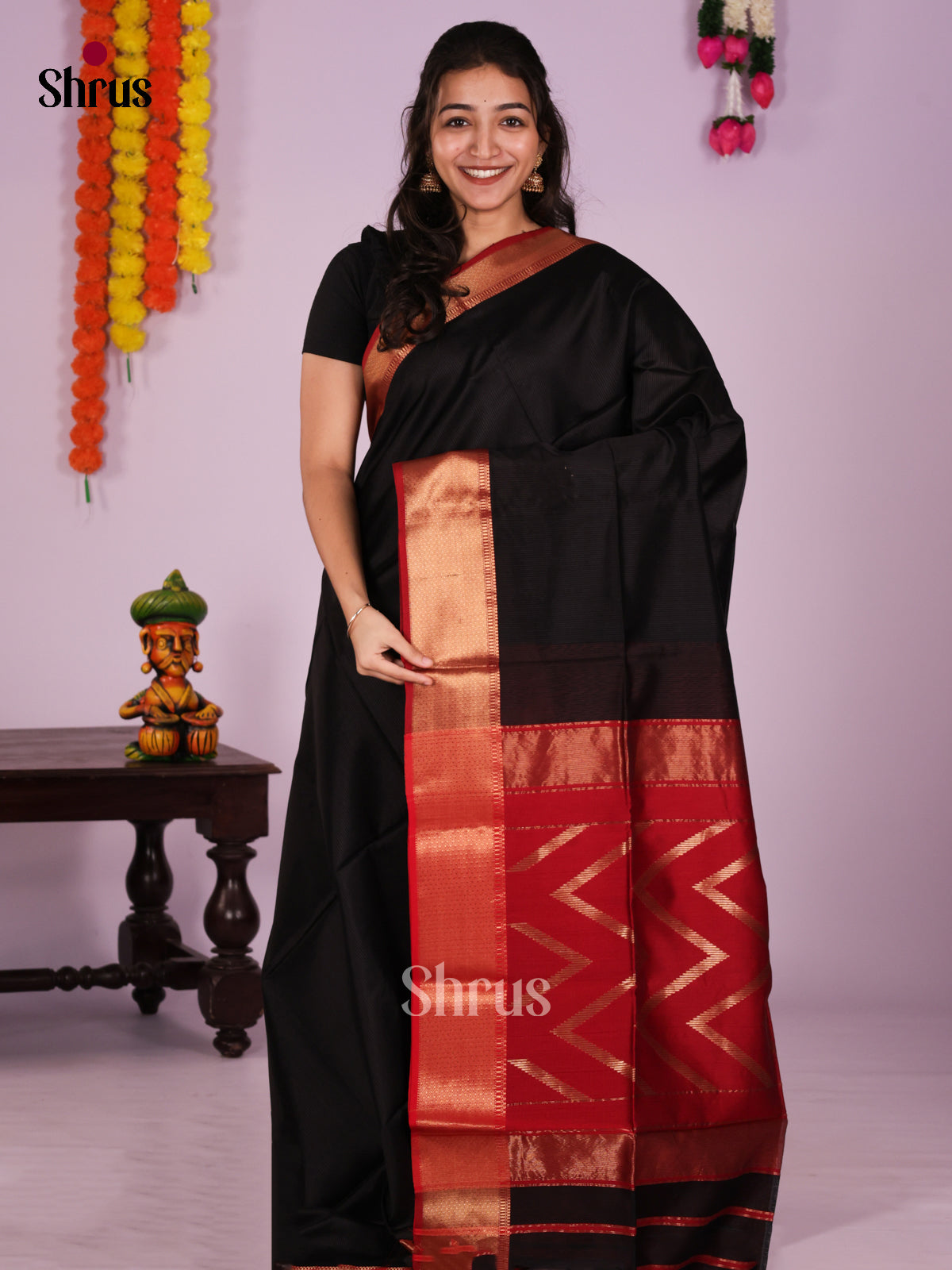 DIS16490 - Maheshwari silkcotton Saree - Shop on Shrus.com