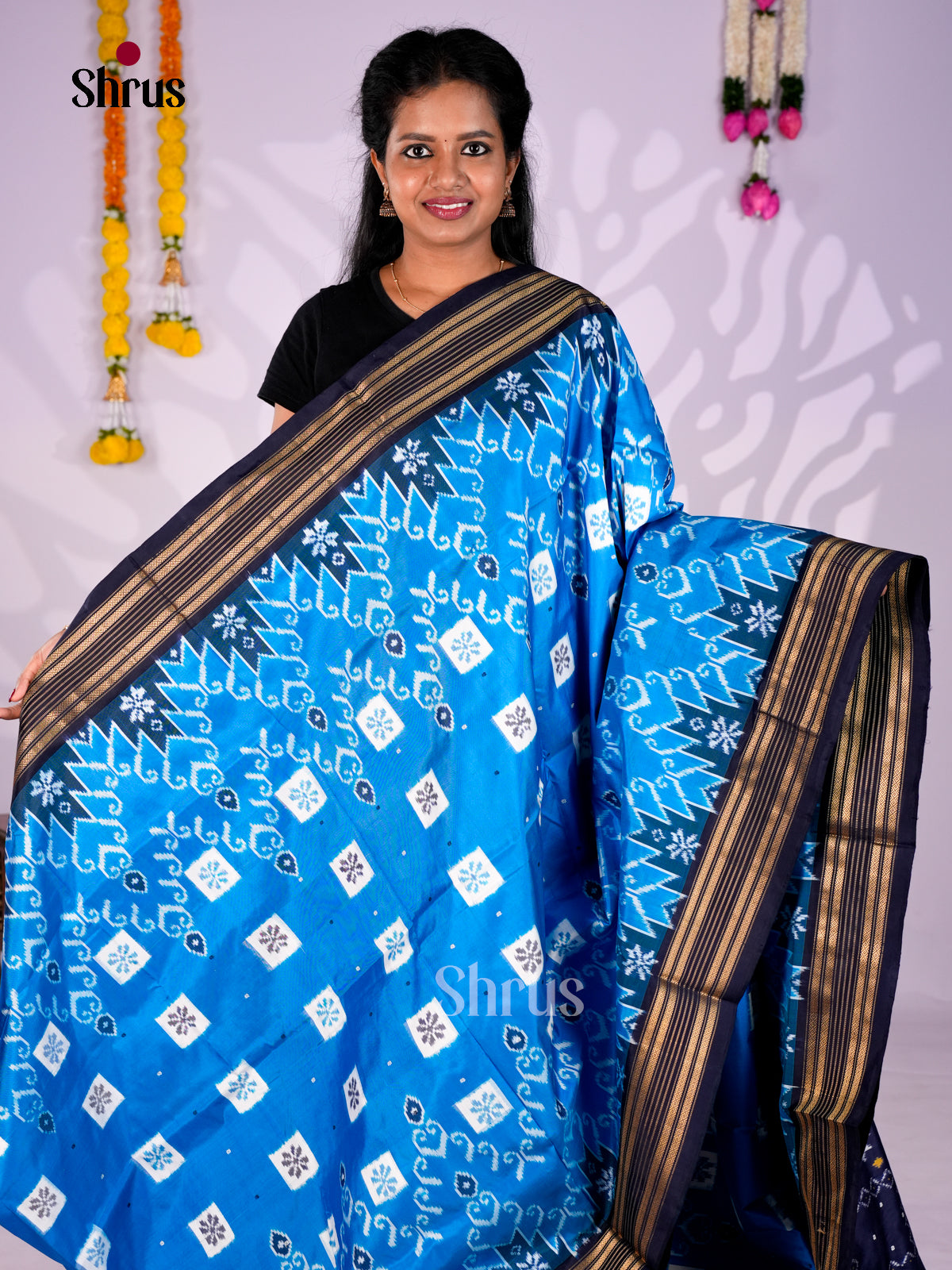 DIS16512 - Ikkat Silk Saree - Shop on Shrus.com