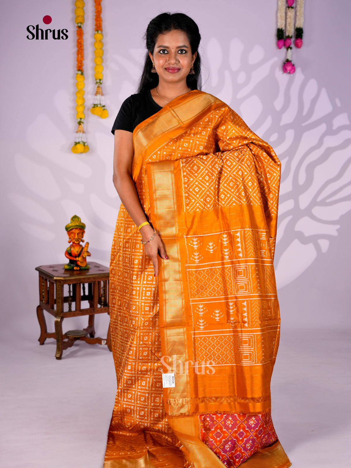 DIS16533 - Ikkat Silk Saree - Shop on Shrus.com
