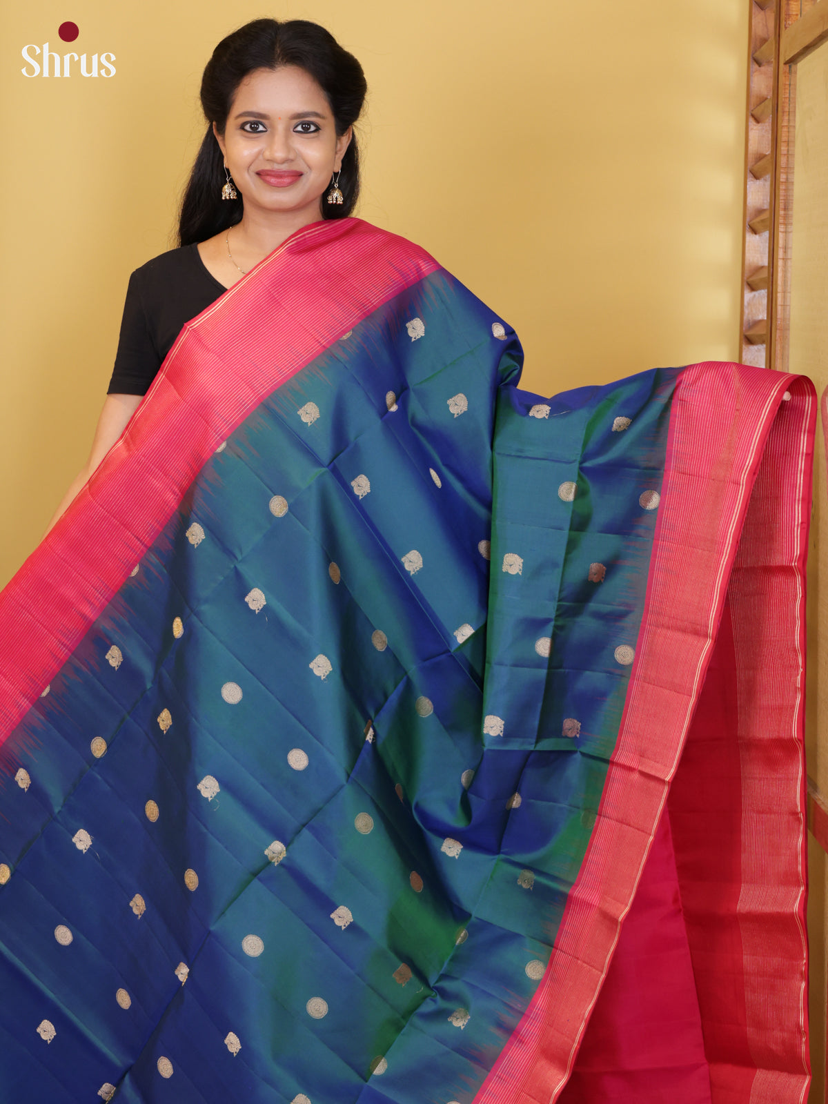 DIS16557 - Soft Silk (HR) Saree - Shop on Shrus.com