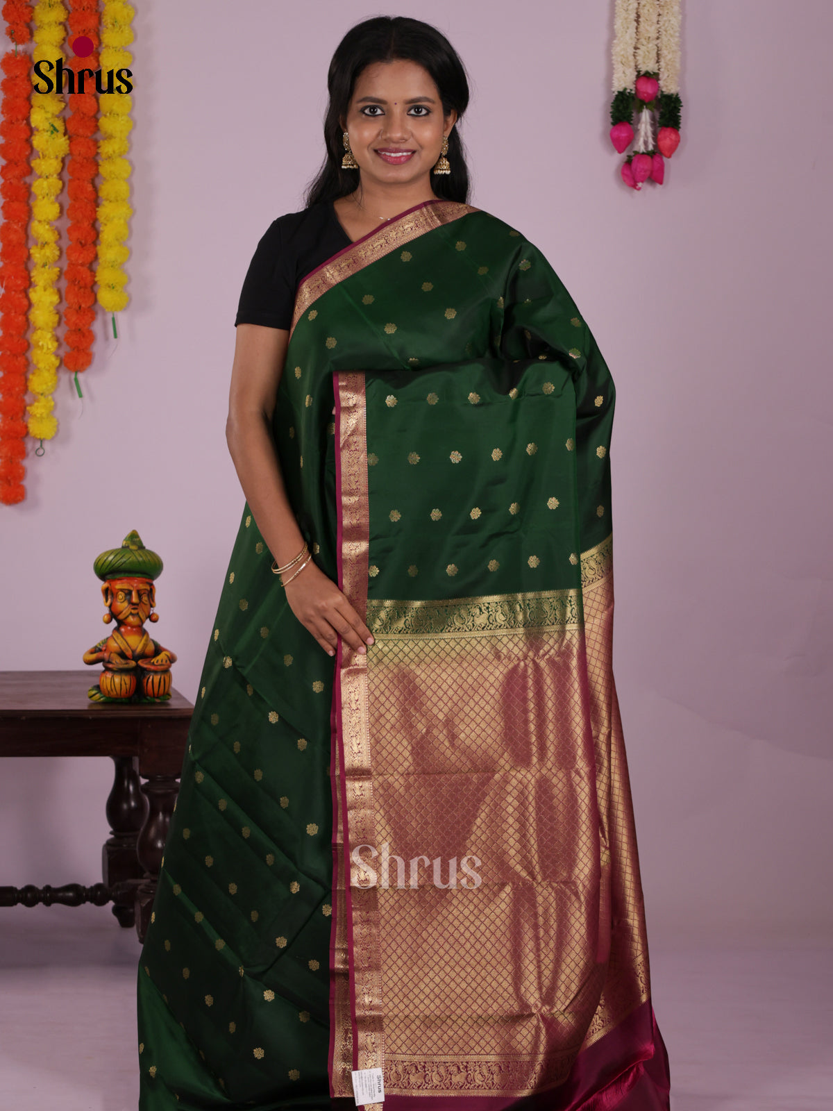 DIS16568 - Kanchipuram-halfpure Saree - Shop on Shrus.com