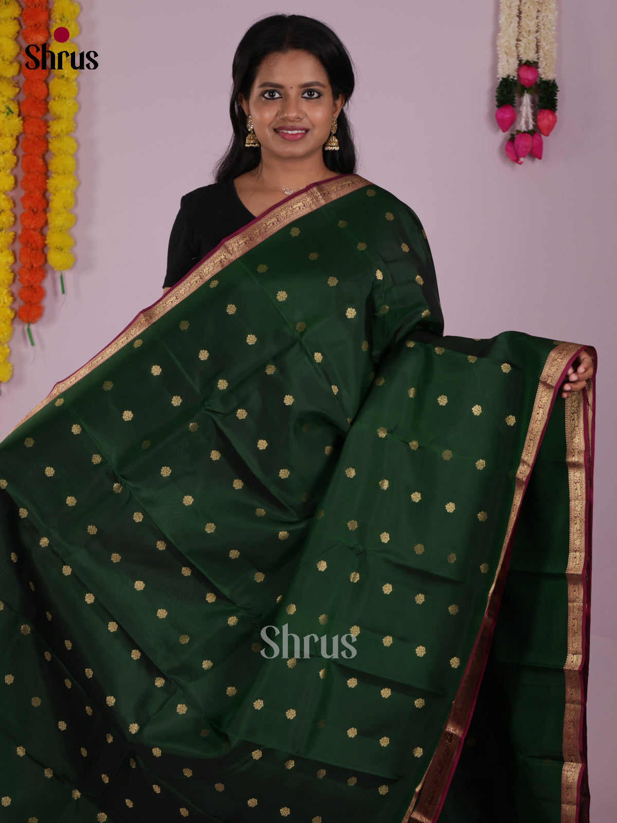DIS16568 - Kanchipuram-halfpure Saree - Shop on Shrus.com