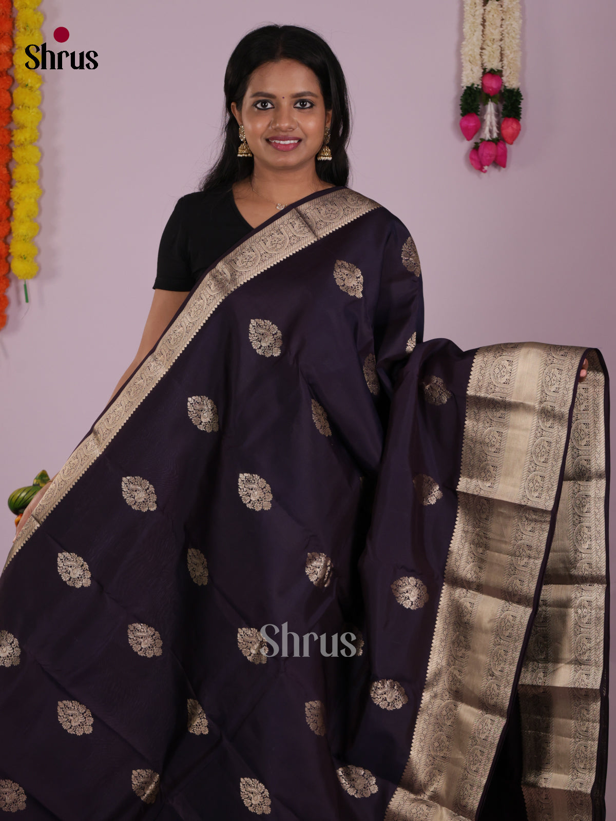 DIS16577 - Kanchipuram-halfpure Saree - Shop on Shrus.com