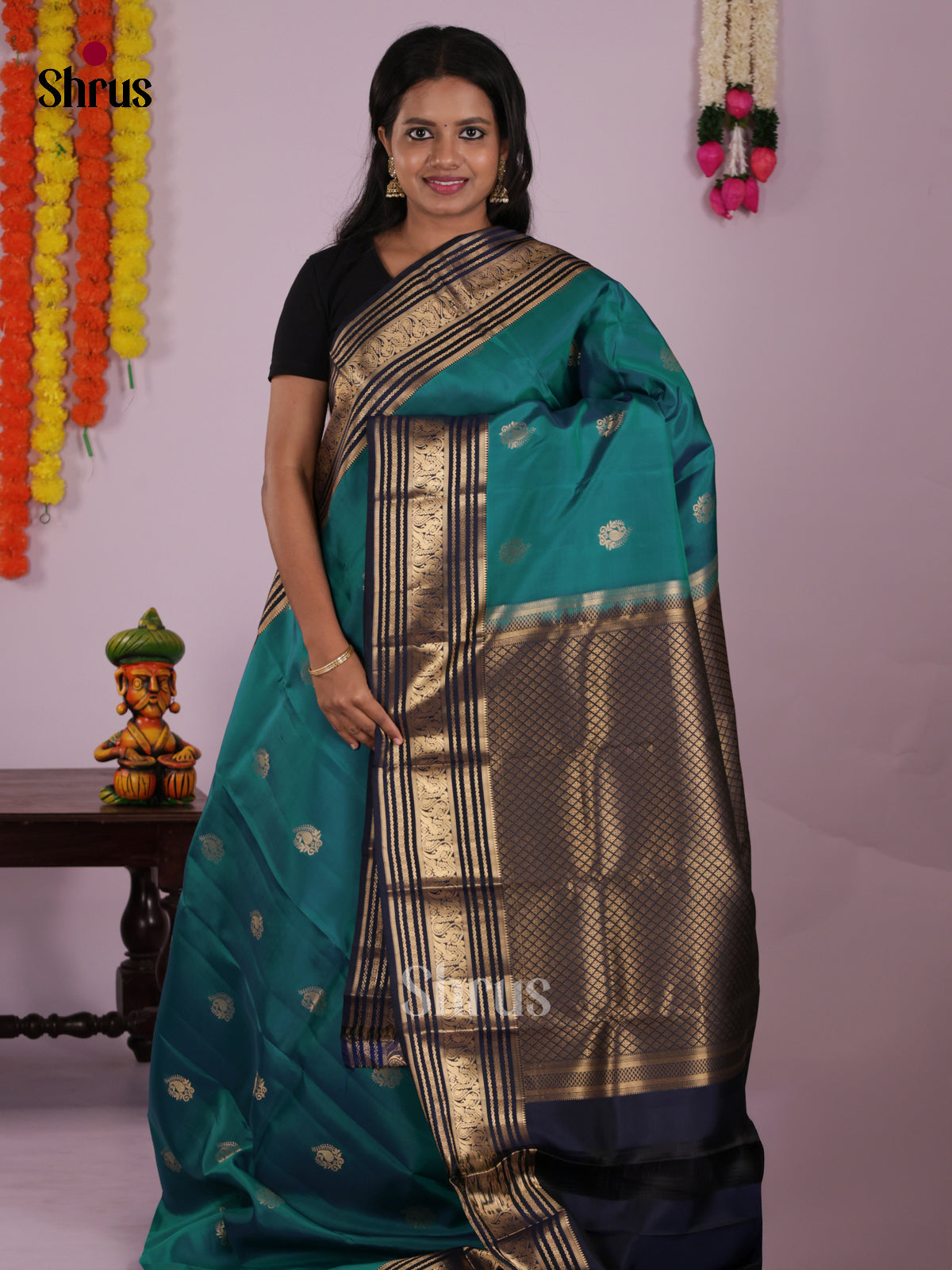 DIS16579 - Kanchipuram-halfpure Saree - Shop on Shrus.com