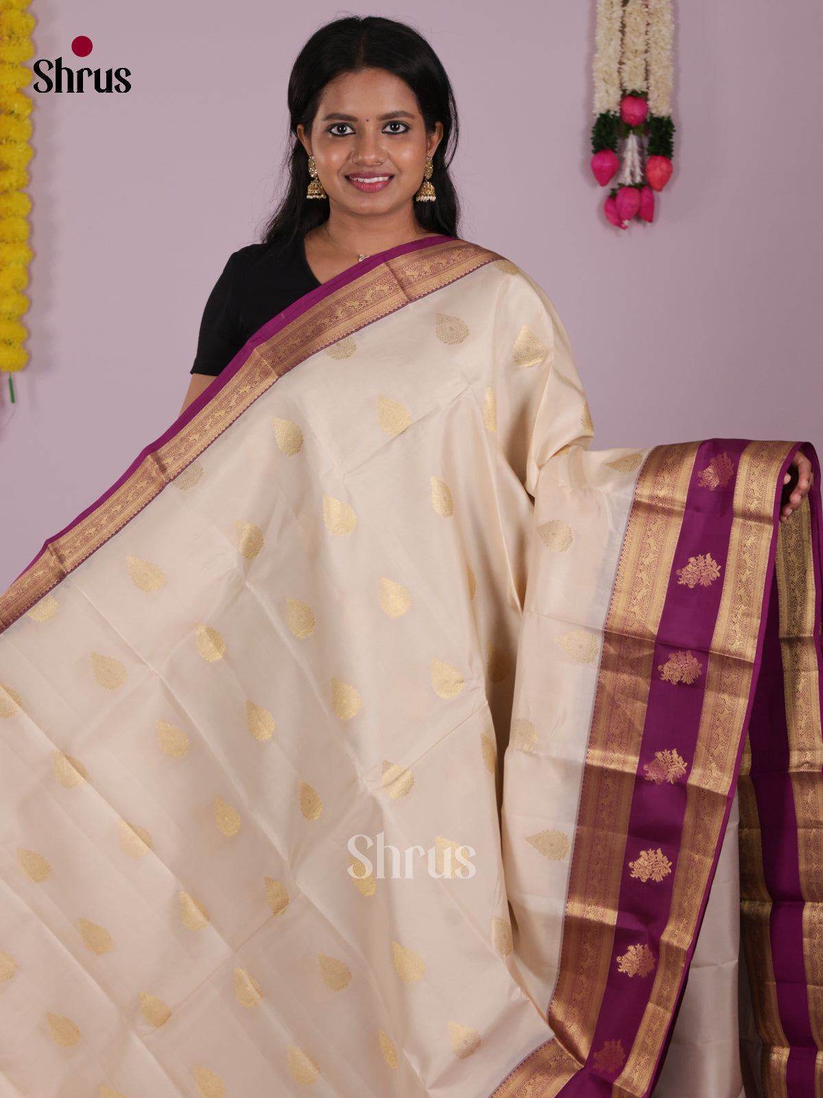 DIS16589 - Kanchipuram-halfpure Saree - Shop on Shrus.com